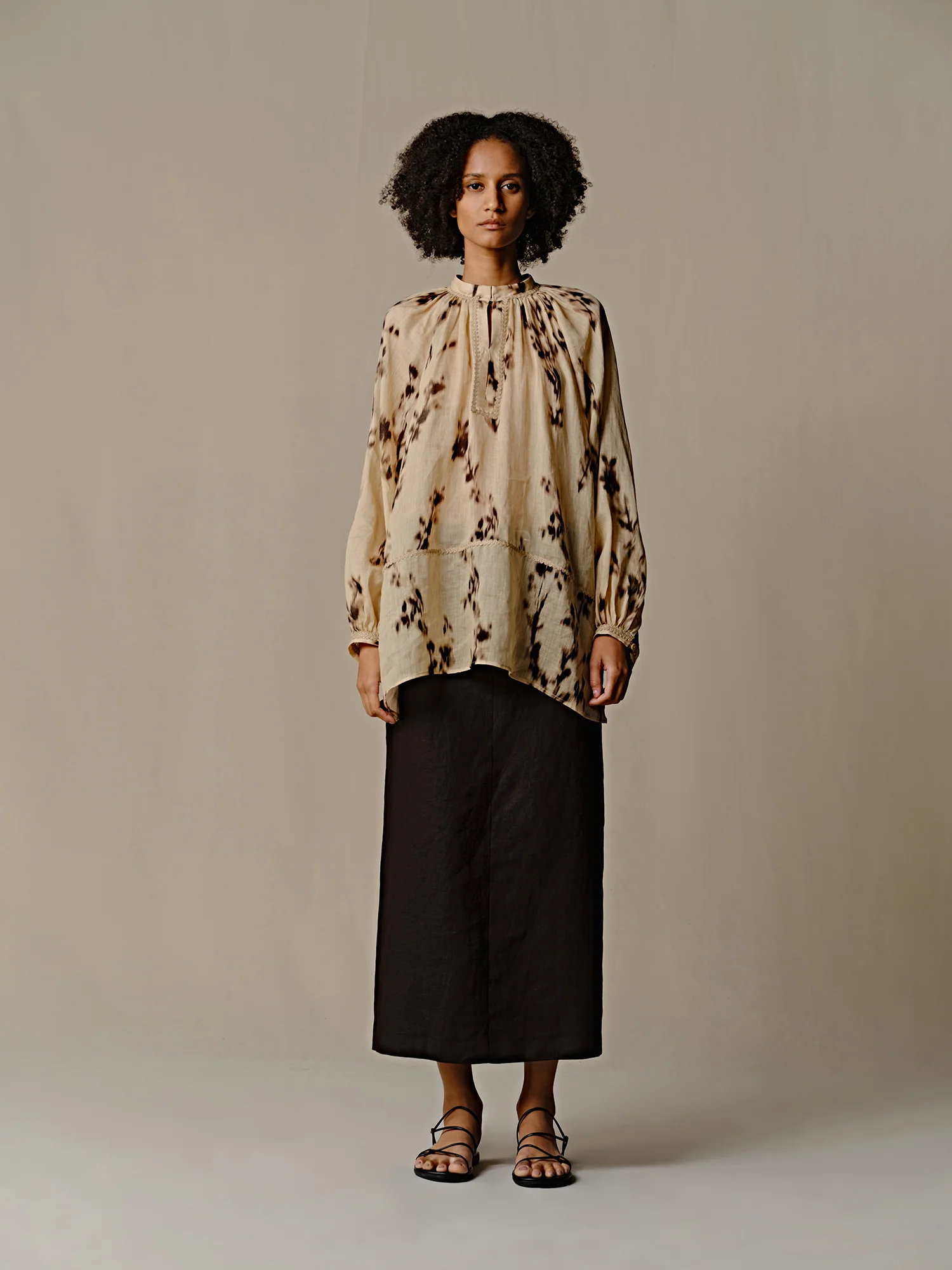 INTO THE EAST 25 Spring/Summer Linen Straight Skirt ITE-E1DGSS009CF20SK-KA Coffee Color - Image 11