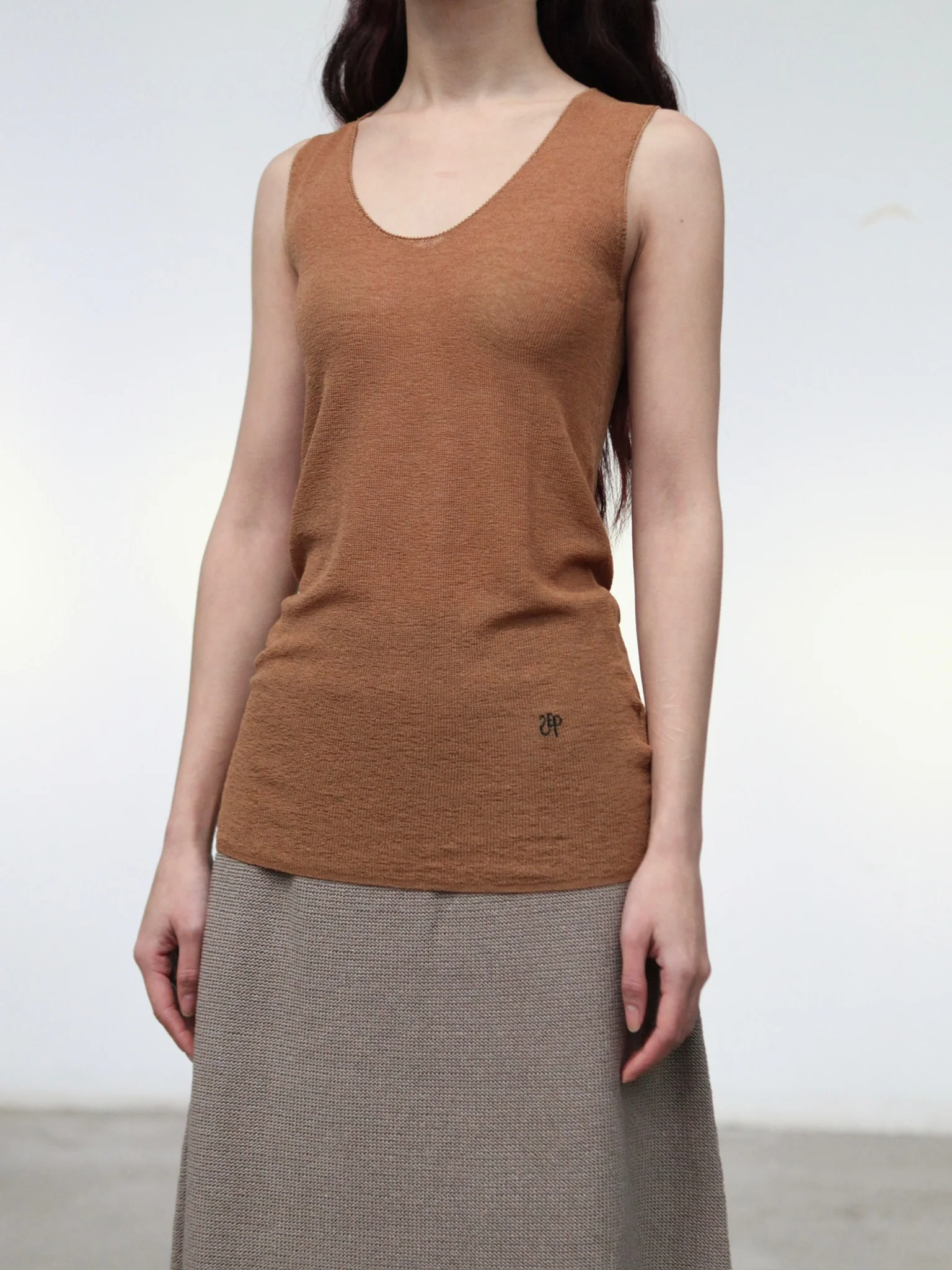 INTO THE EAST 25 Spring/Summer Printed Embroidered Knitted Vest ITE-E1DGSS016TN20KT-JT Caramel ITE-E1DGSS015WT20KT - Image 4
