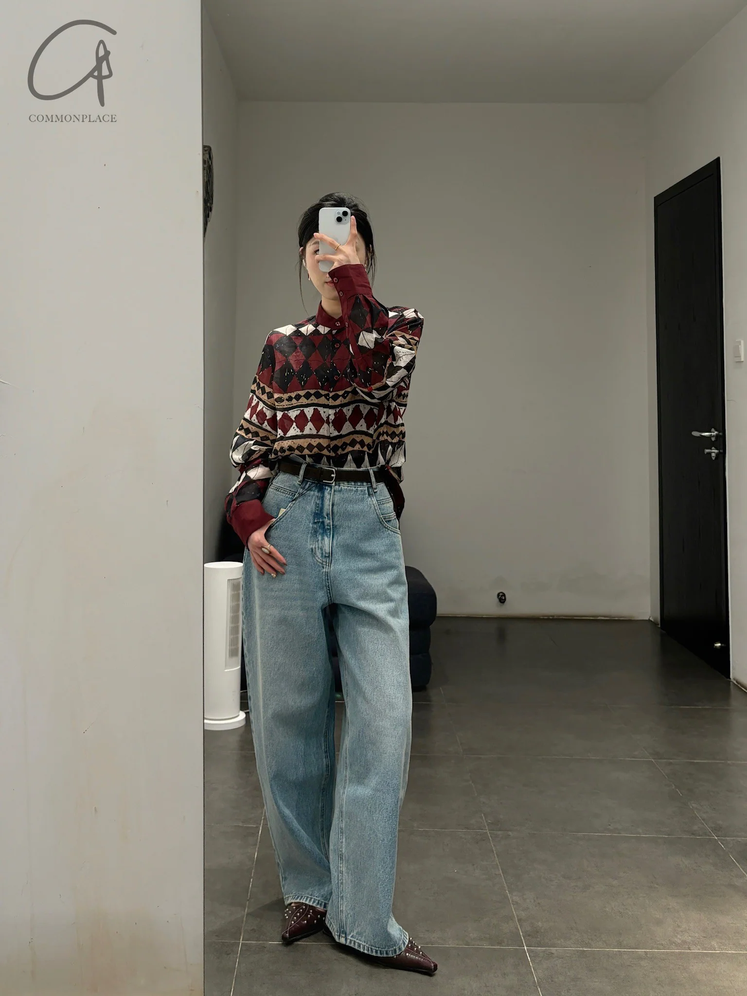 INTO THE EAST 25 Spring/Summer Ramie Geometric Small Round Neck Shirt ITE-E1DGSS006BR21SH-HZ Red Brown - Image 16