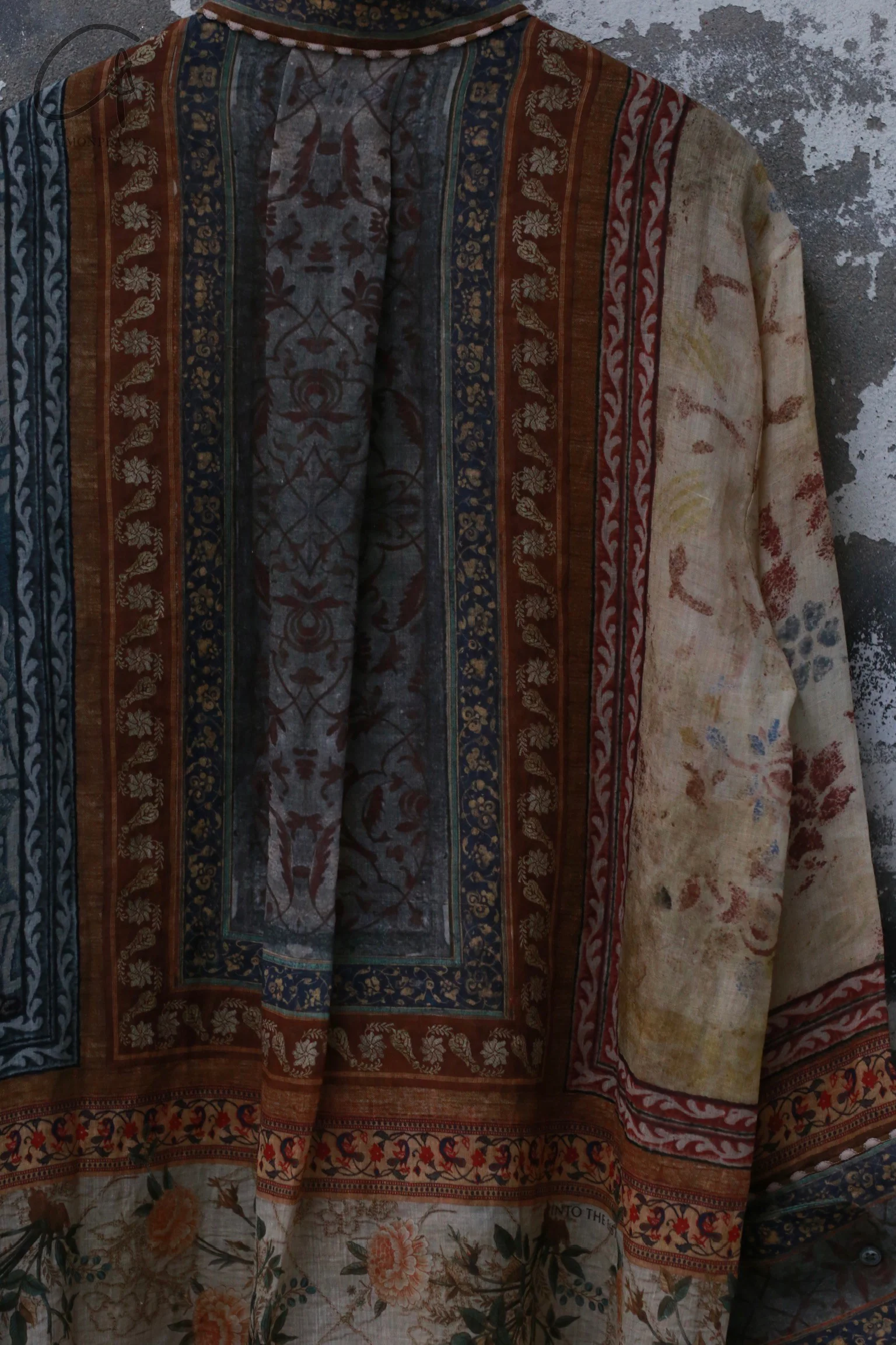 INTO THE EAST 25 Spring/Summer Ramie Print Round Neck Wide Sleeve Top ITE-E1DGSS002NCC21TP-HUA Color - Image 2