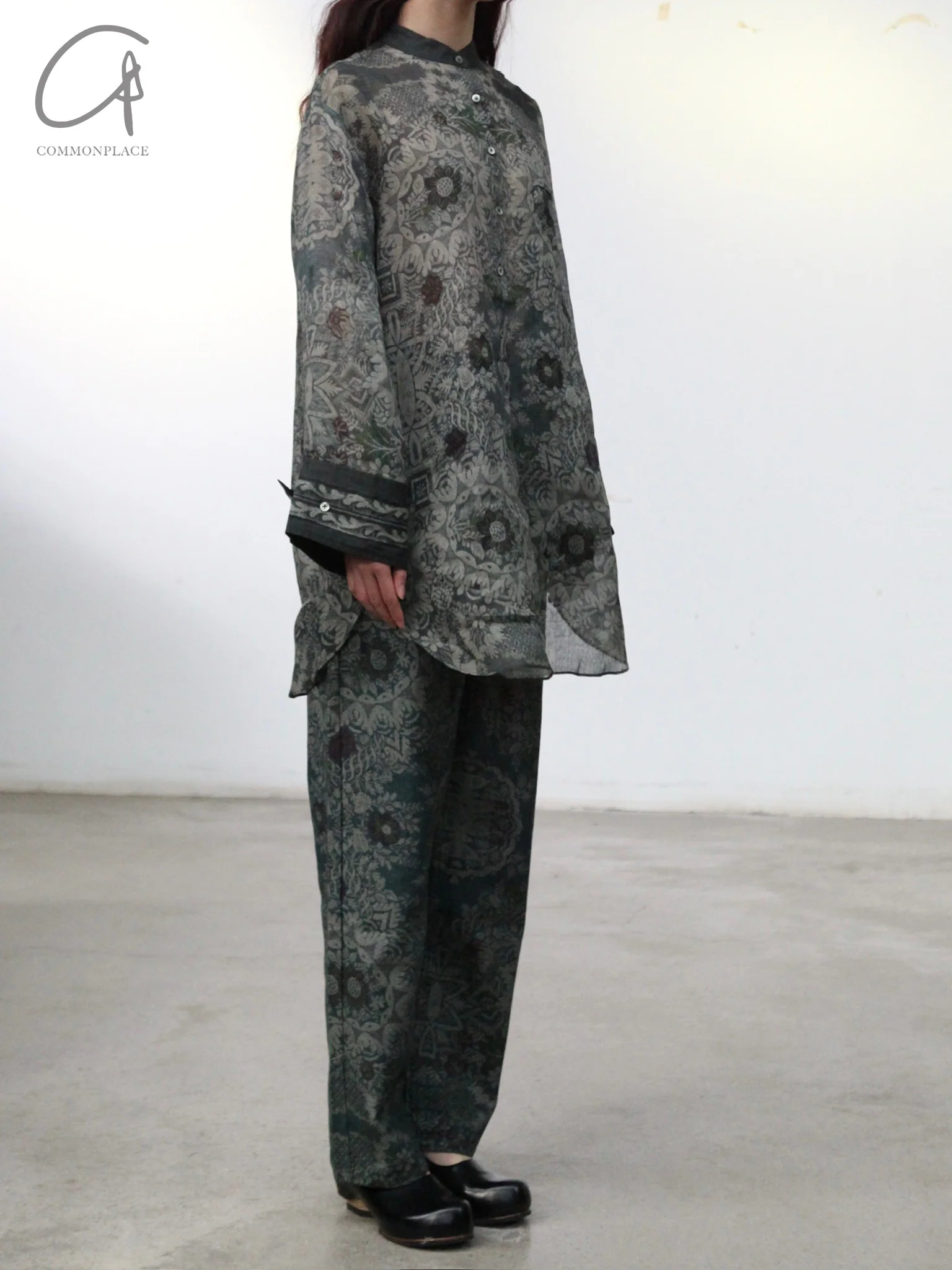 INTO THE EAST 25 Spring/Summer Retro Print Denim Cardigan / Denim Straight Pants ITE-E1DGSS016GR21PT-ML Pants E1DGSS006GR21JK - Image 9