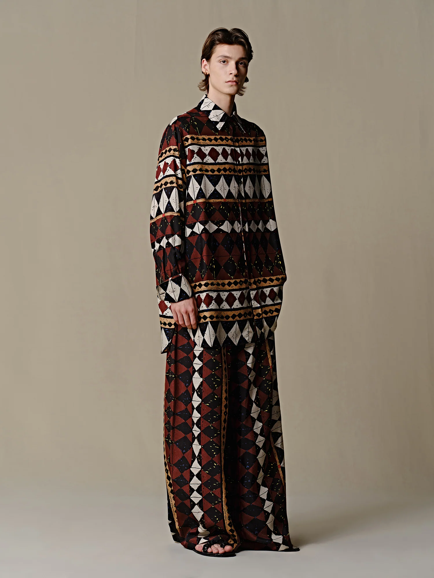 INTO THE EAST 25 Spring/Summer Silk Geometric Wide-leg Pants/Lapel Shirt ITE-E1DGSS007BR21SH-HZ Top E1DGSS006BR21PT - Image 12