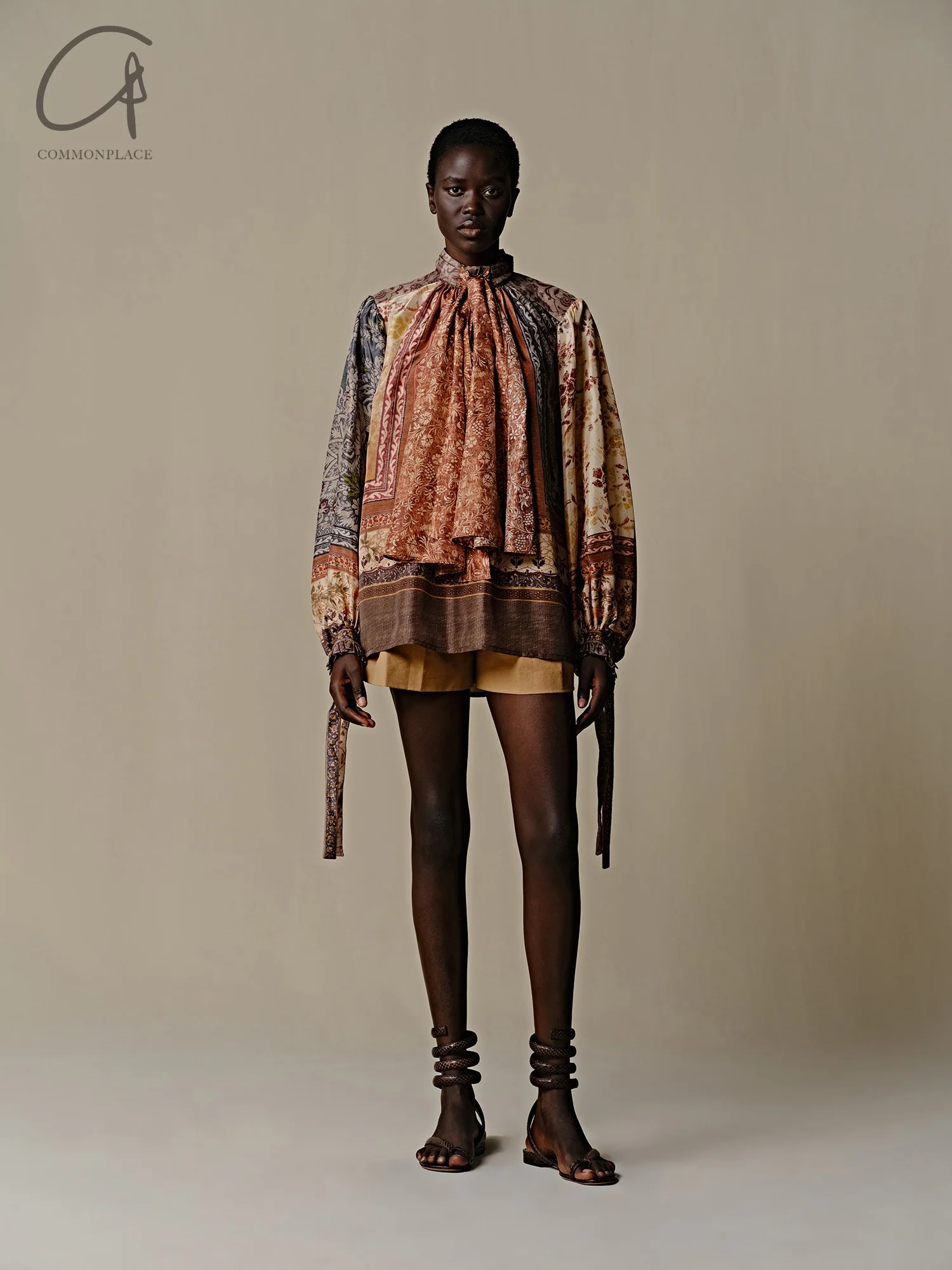 INTO THE EAST 25 Spring/Summer Silk Printed Ribbon Top ITE-E1DGSS003NCC21TP-HUA Color - Image 11