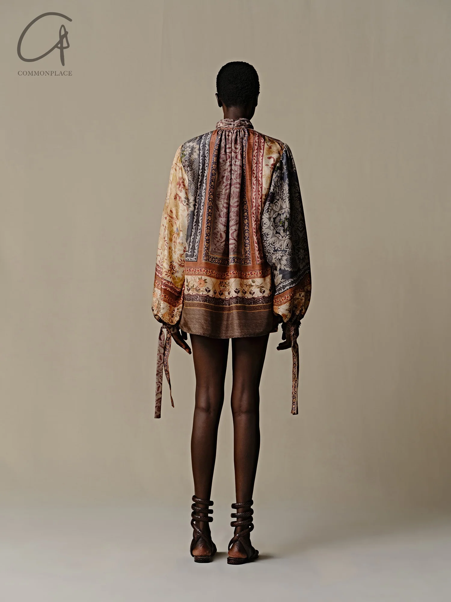 INTO THE EAST 25 Spring/Summer Silk Printed Ribbon Top ITE-E1DGSS003NCC21TP-HUA Color - Image 12