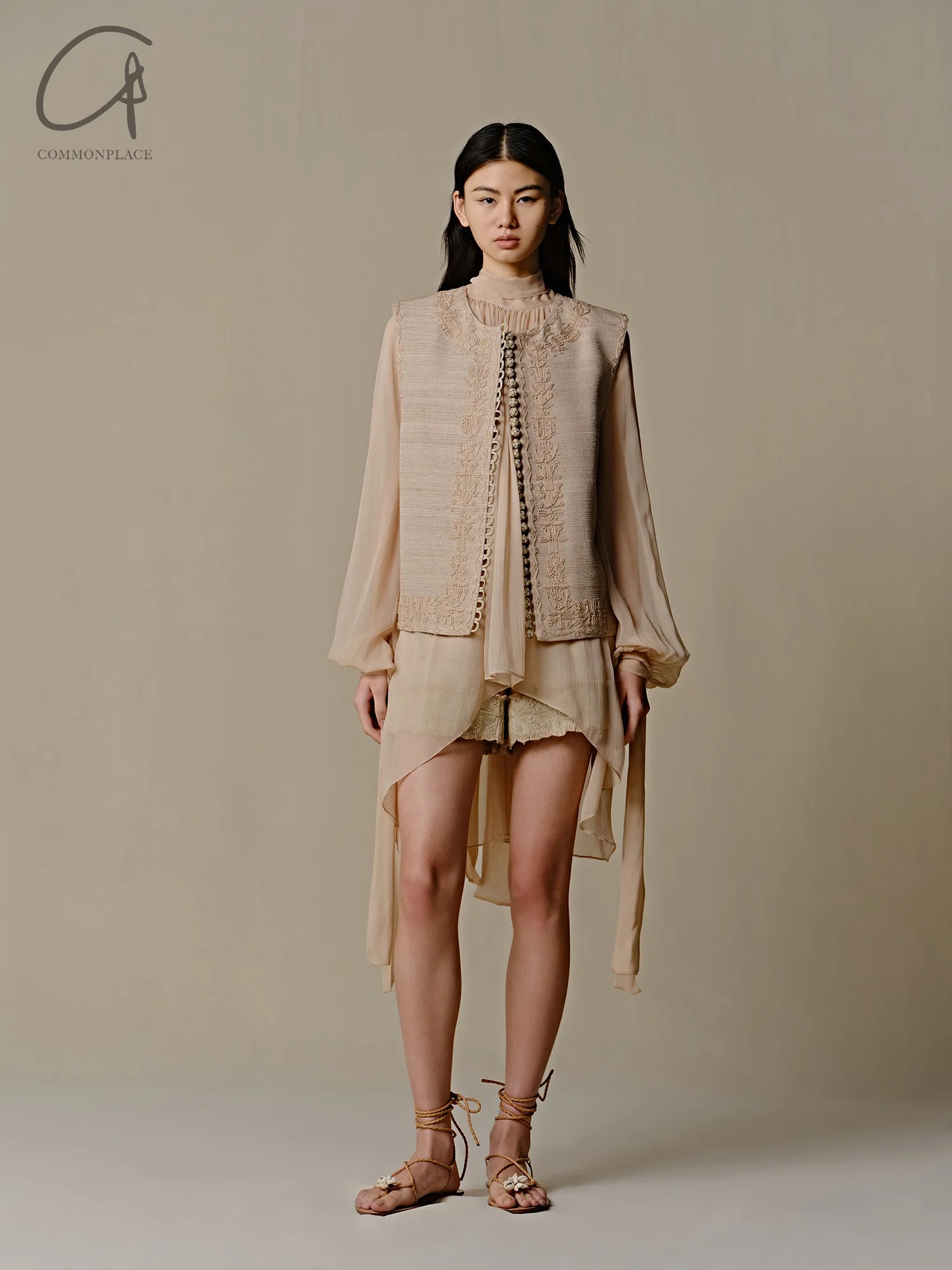 INTO THE EAST 25 Spring/Summer Tussah Silk Button Embroidered Vest/Patched Raw Edge Shorts ITE-E1DGSS002SD22VE-SHA Vest - Image 8