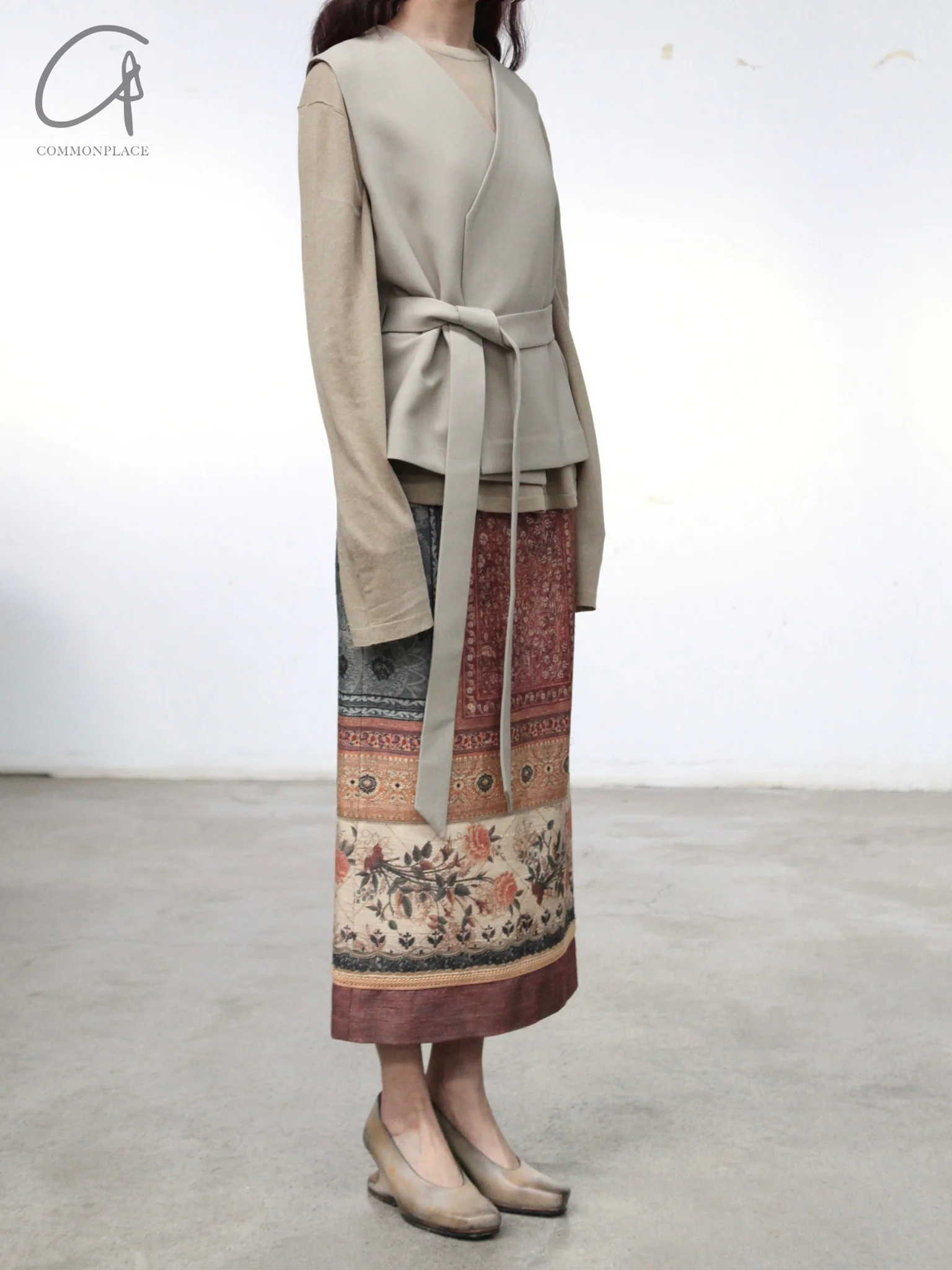 INTO THE EAST 25 Spring/Summer Tussah Silk Printed Straight Skirt ITE-E1DGSS001NCC21SK-HS Color - Image 10