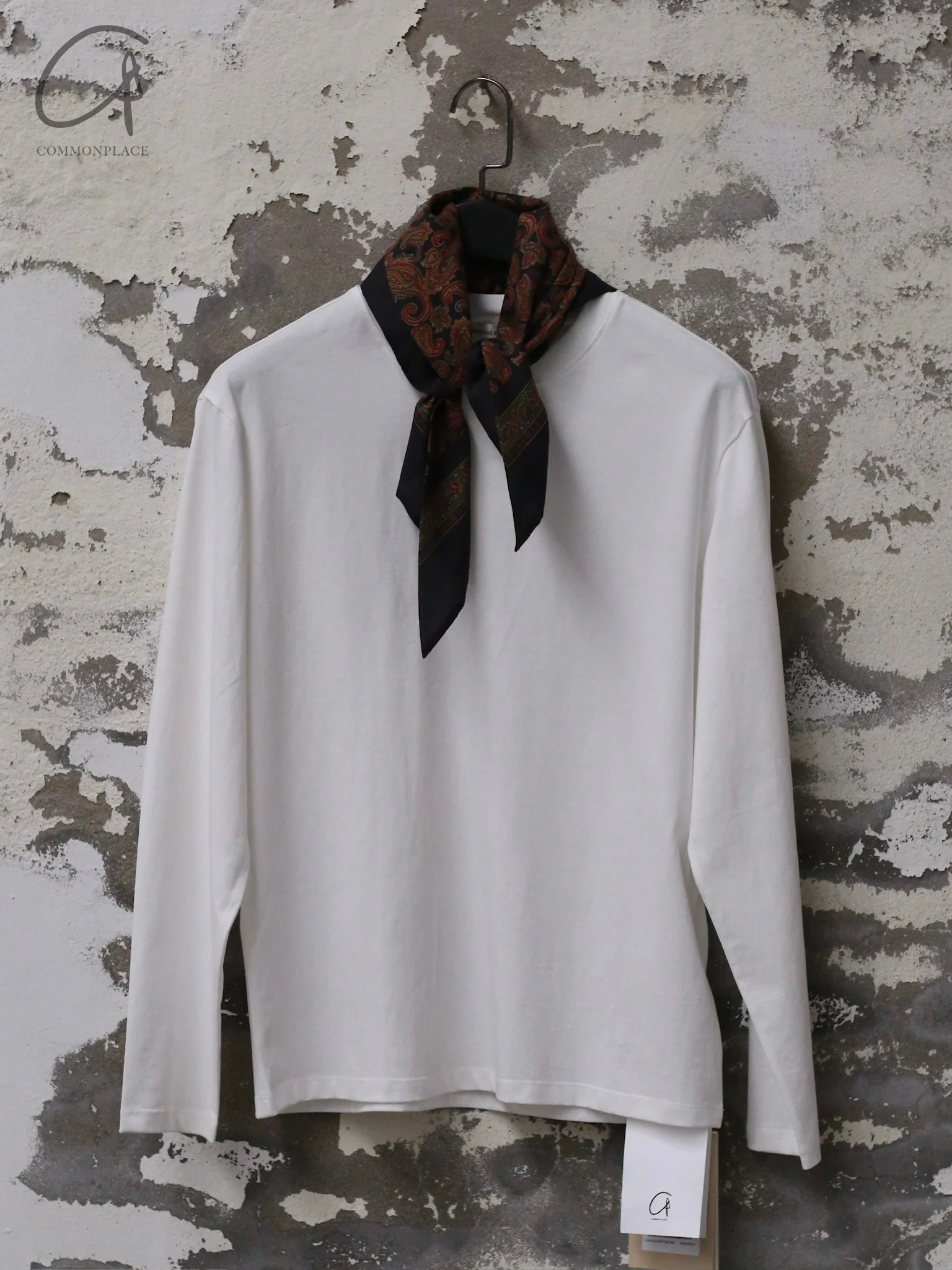 INTO THE EAST Cashew Square Long Sleeve T-shirt Series ITE-E1DGSC049WT20TS-BAI White/Black (E1DGSC040WT20TS) - Image 9