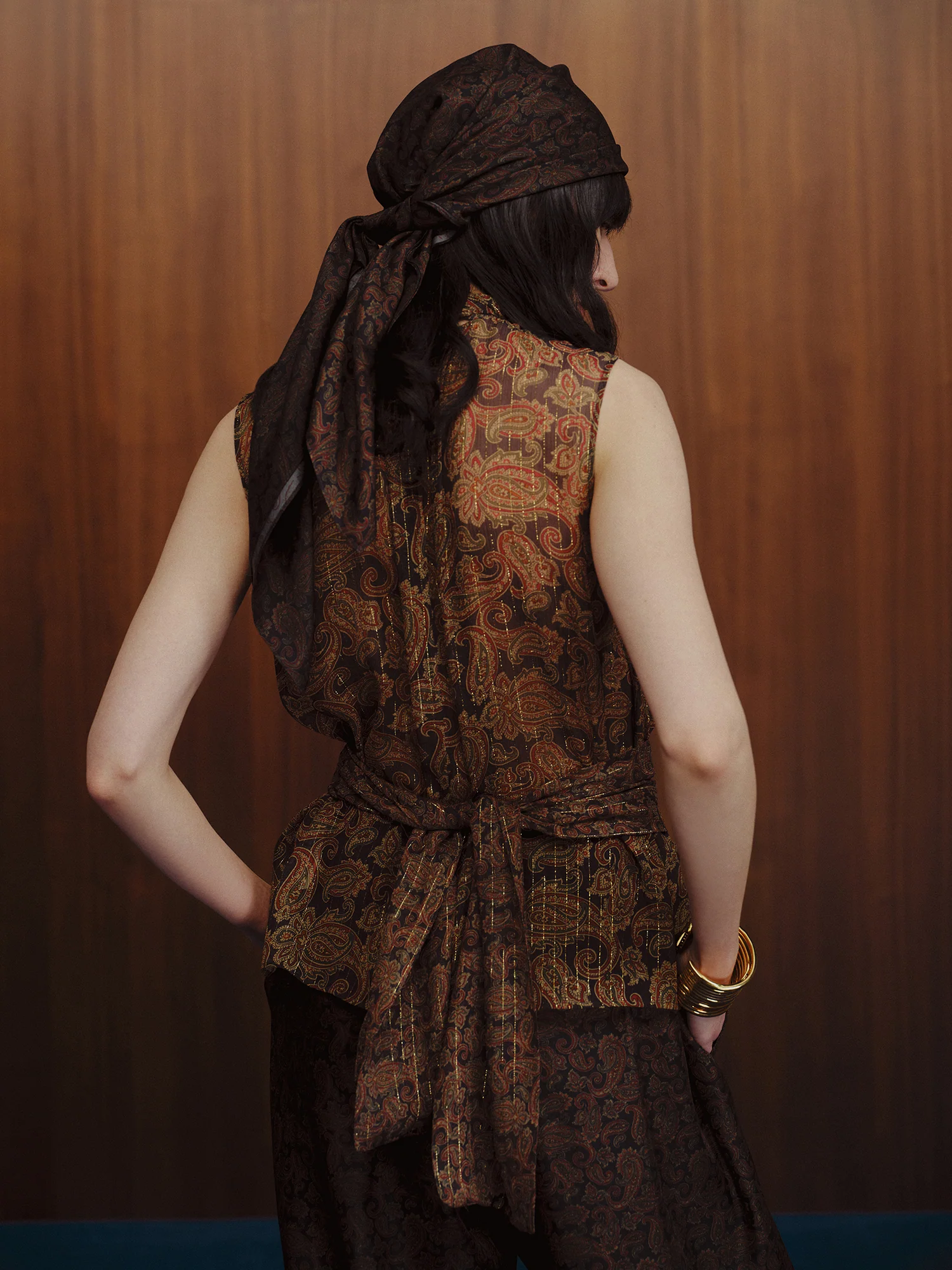 INTO THE EAST Gold Paisley pattern ribbon sleeveless silk top vest ITE-E1DGSC005NCC21TP-HUA Color - Image 9