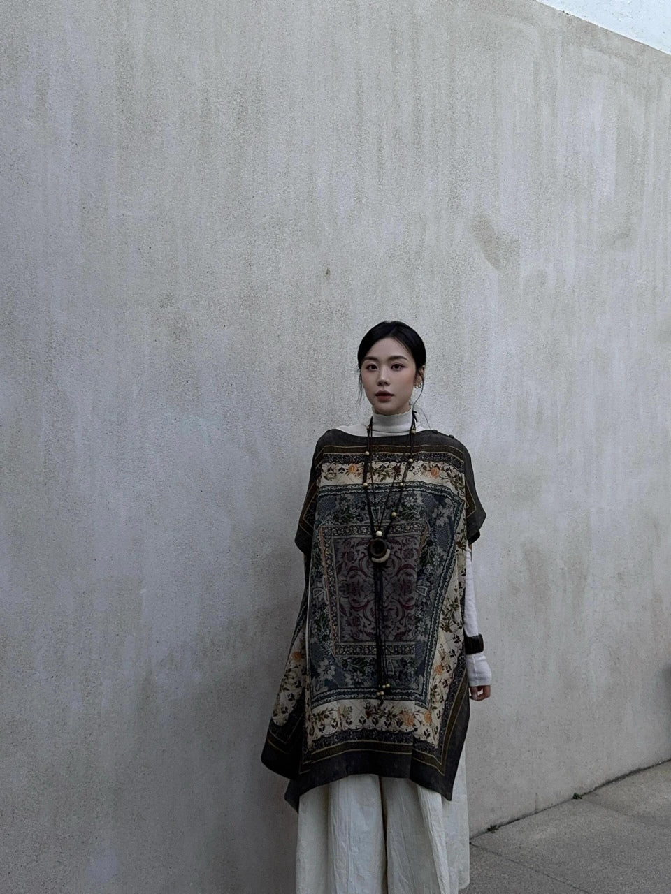 INTO THE EAST Silk vintage print cape shirt ITE-E1DGSS021GR21TP-MOLV dark green - Image 22