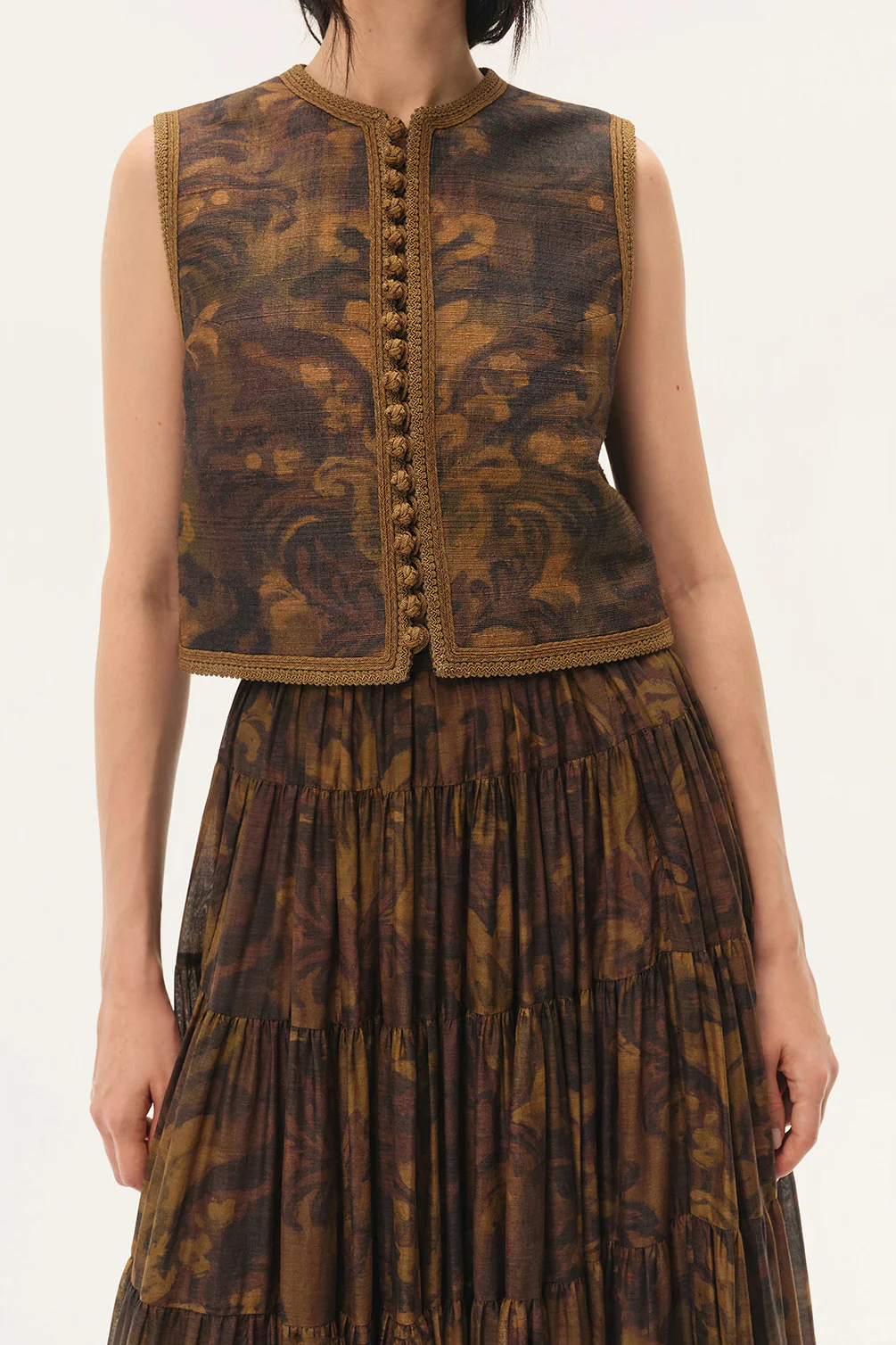 INTO THE EAST Spring/Summer 2026: Acanthus Oil Painted Vest with Chinese Fold Buttons/Multi-Layer Skirt ITE-E1JBSSVE21001-CZ Vest (E1JBSSSK21003)