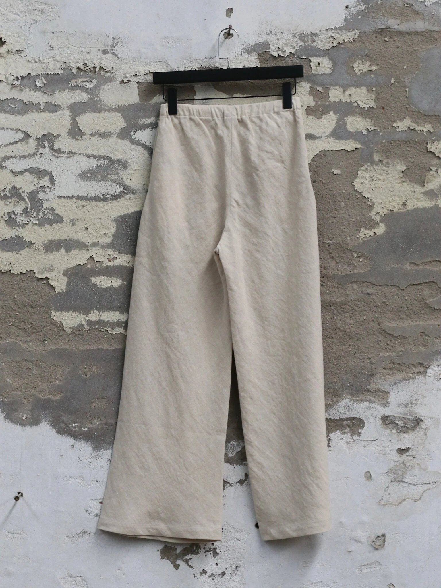 INTO THE EAST Spring/Summer 2026 Asymmetrical Long Top/Tie-up Short-sleeved Top/Mermaid Skirt ITE-E1JBSSPT20003-MB Off-white Pants (E1JBSSTP20008) - Image 5