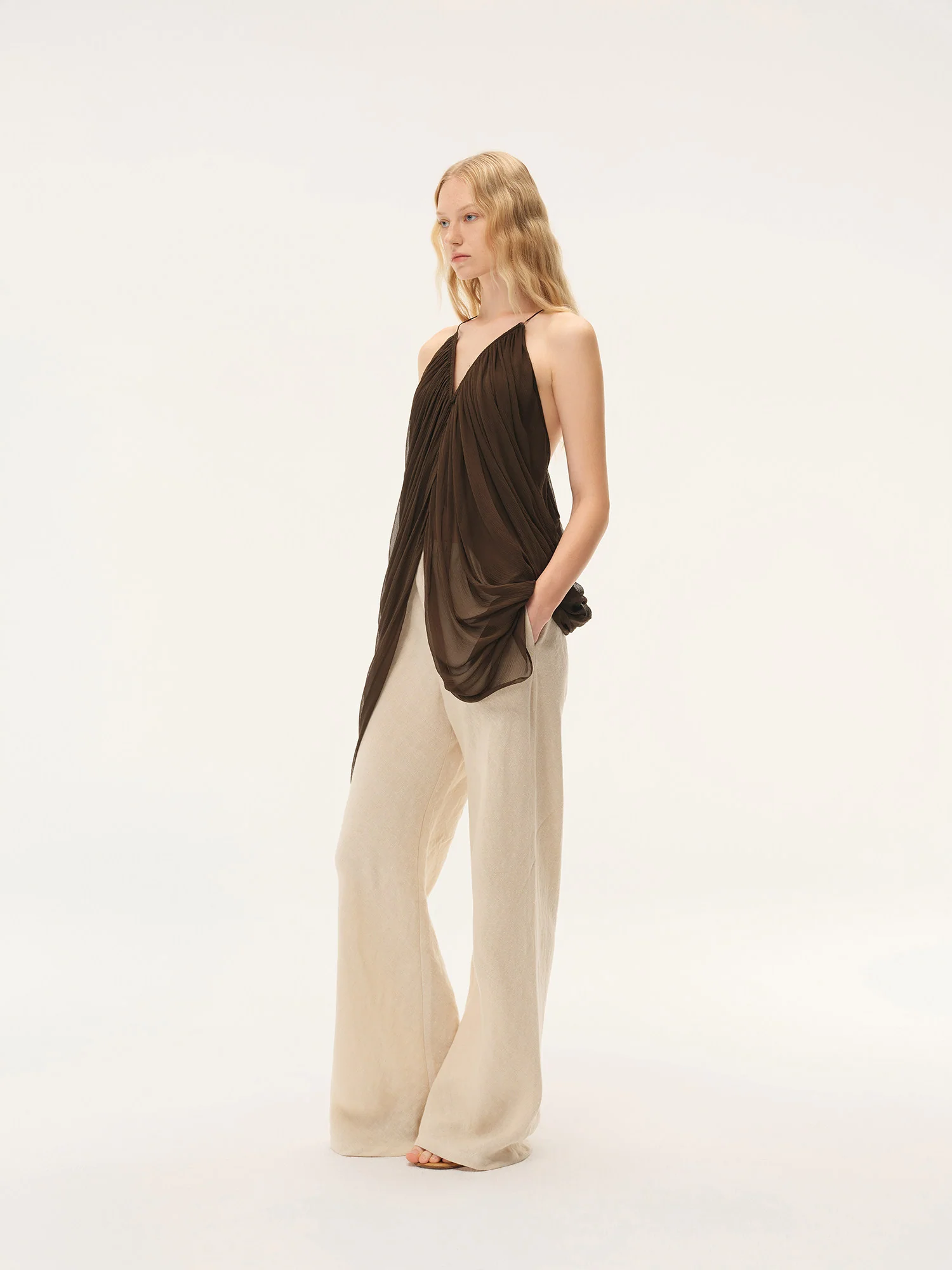 INTO THE EAST Spring/Summer 2026 Asymmetrical Long Top/Tie-up Short-sleeved Top/Mermaid Skirt ITE-E1JBSSPT20003-MB Off-white Pants (E1JBSSTP20008) - Image 7