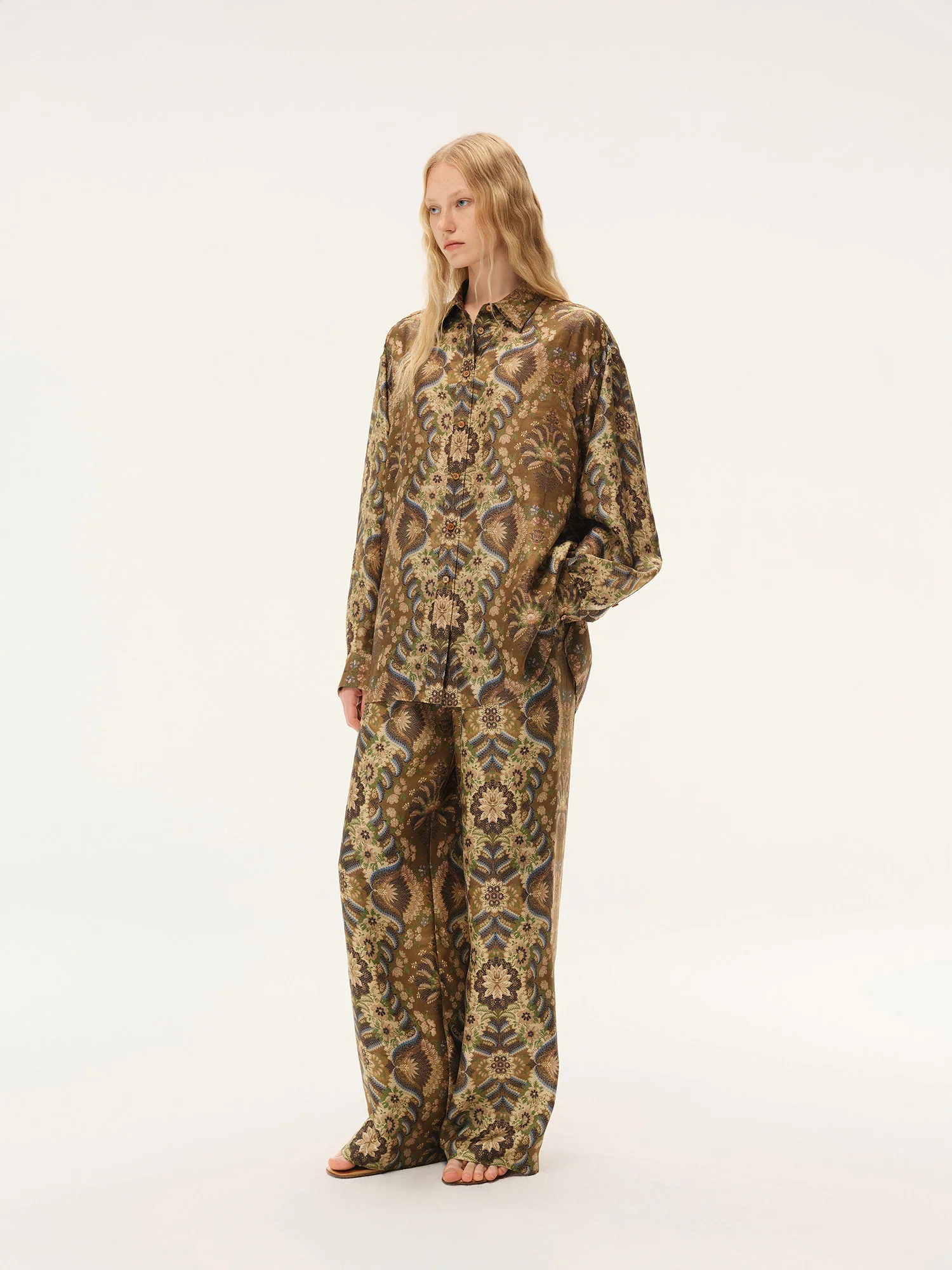 INTO THE EAST Spring/Summer 2026 Collared Shirt/Drawstring Casual Pants ITE-E1JBSSPT21001NCC-HUA Floral Pants - Image 9