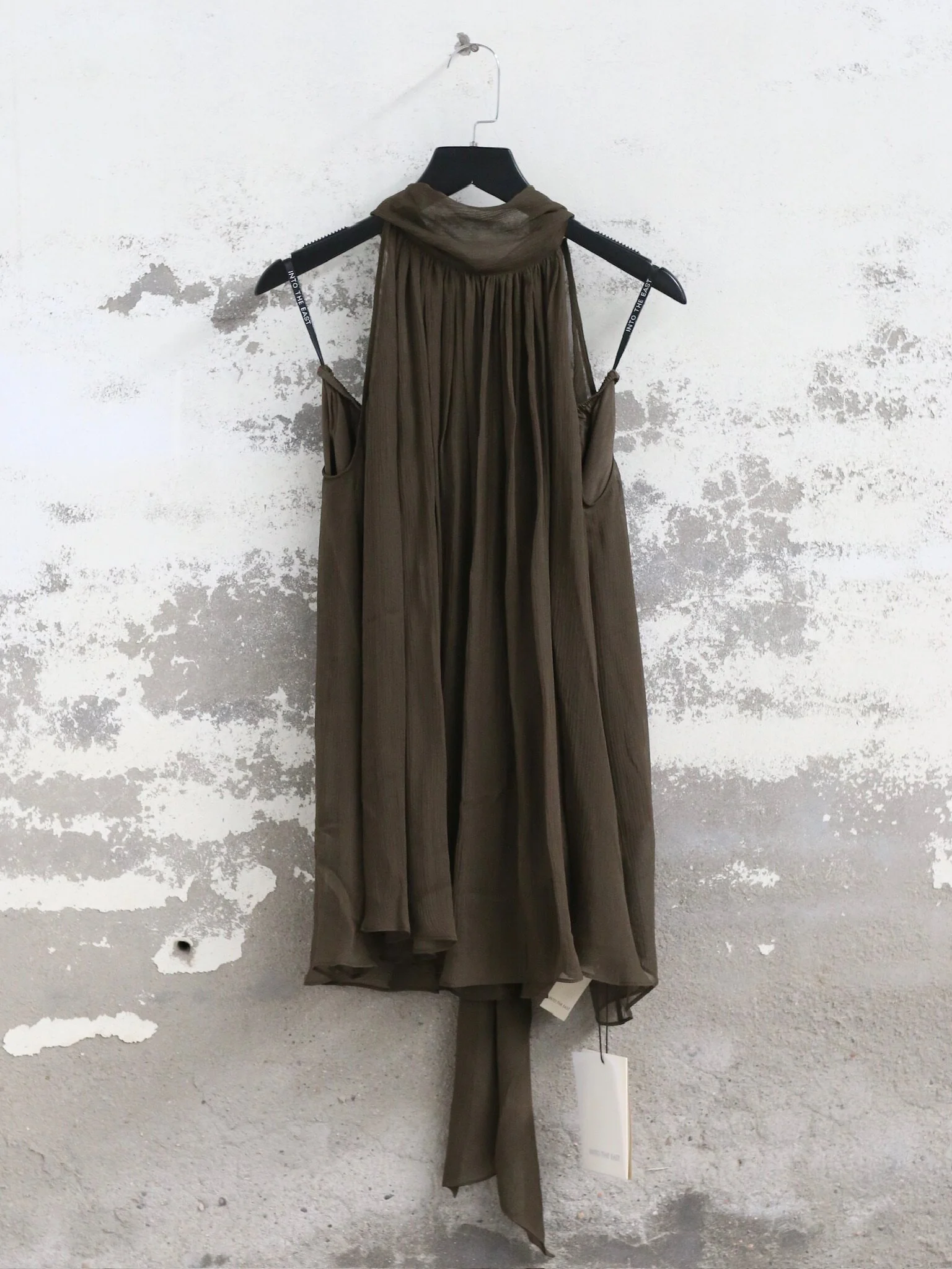 INTO THE EAST Spring/Summer 2026 Double-Layer Sleeveless Vest Top ITE-E1JBSSTP20038-GLL Olive Green - Image 9