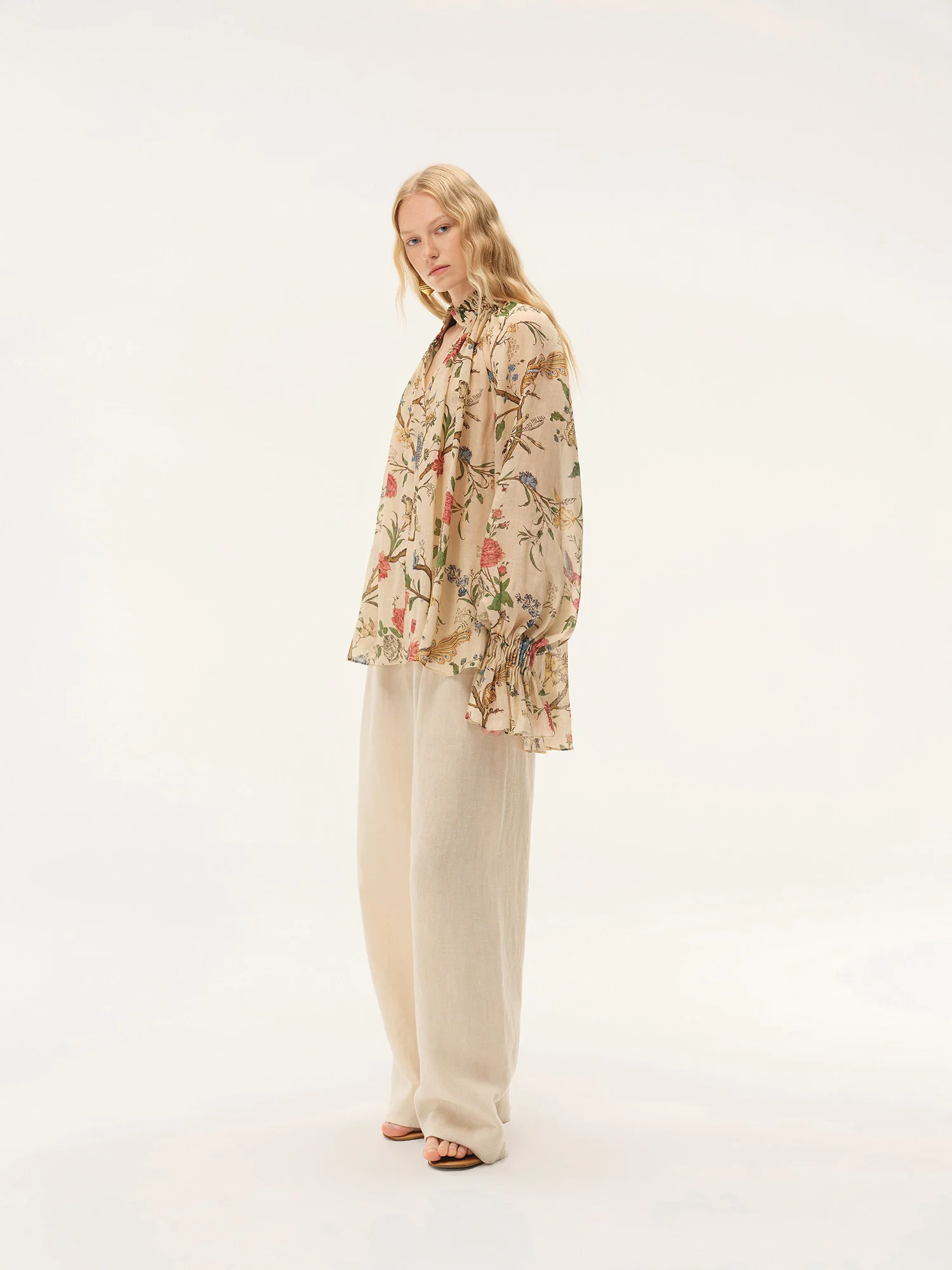 INTO THE EAST Spring/Summer 2026 Embroidered Elastic Waist Straight Leg Pants ITE-E1JBSSPT22004BGE-MB Off-White - Image 14