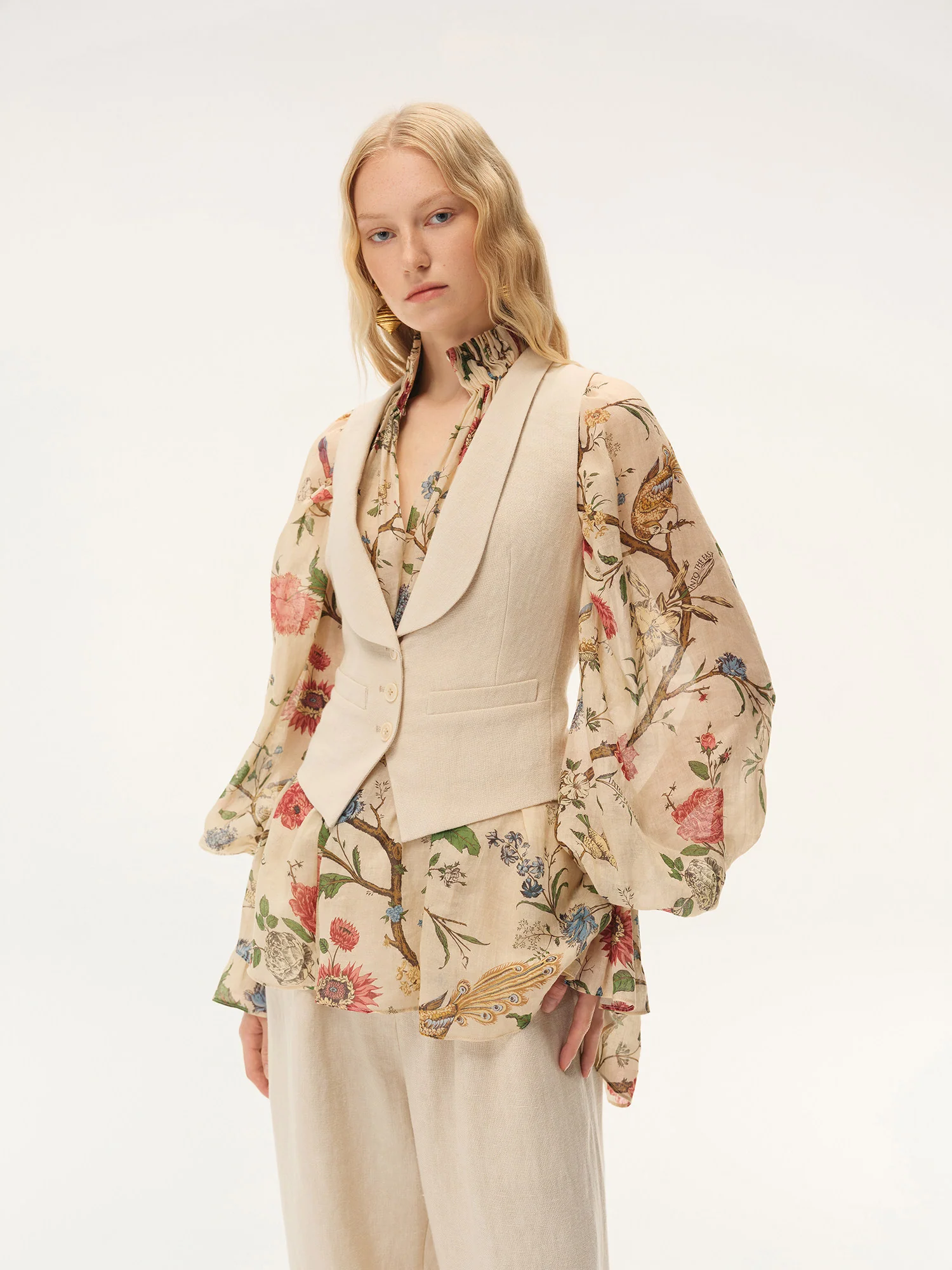 INTO THE EAST Spring/Summer 2026: Embroidered Elastic Waist Straight Leg Pants / Linen Shawl Collar Vest ITE-E1JBSSVE20003-MB Vest (E1JBSSPT22004) - Image 7