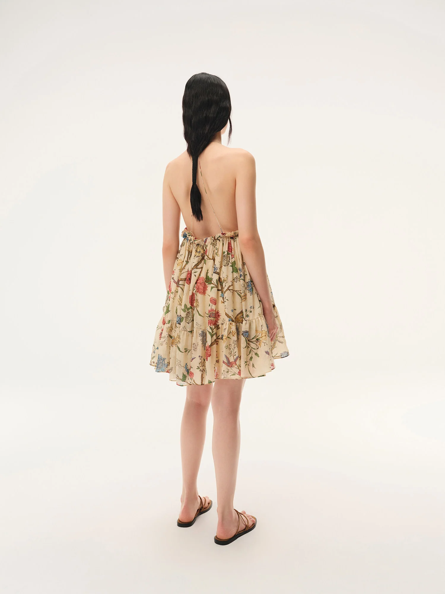 INTO THE EAST Spring/Summer 2026 Floral, Bird, and Tree Backless Camisole Top ITE-E1JBSSTP21032-HUA Floral Pattern - Image 7