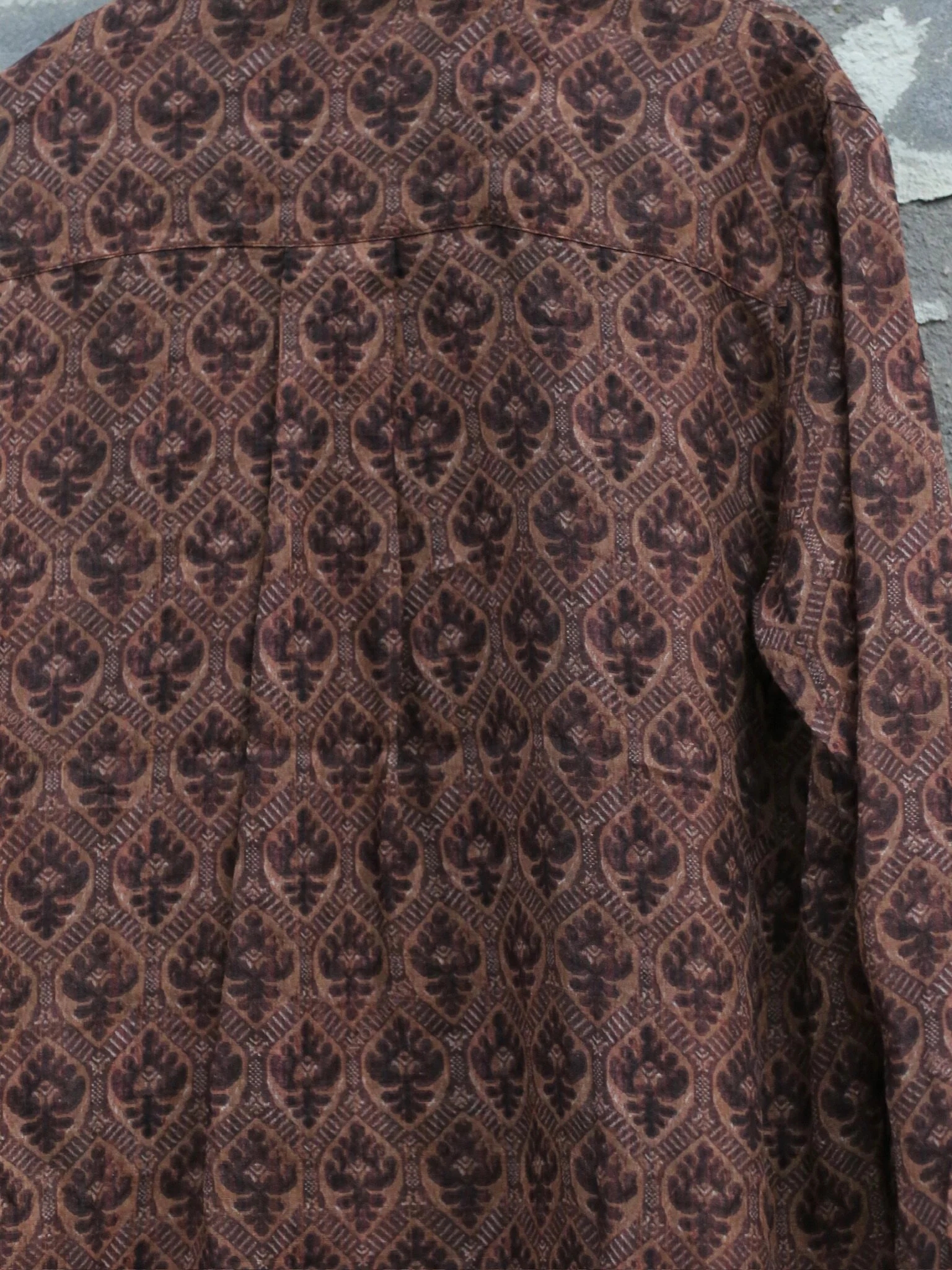 INTO THE EAST Spring/Summer 2026 Floral, Bird, and Tree Collared Shirt / Embroidered Elastic Waist Straight Leg Pants ITE-E1JBSSSH21009RE-SLH Shirt - Image 8