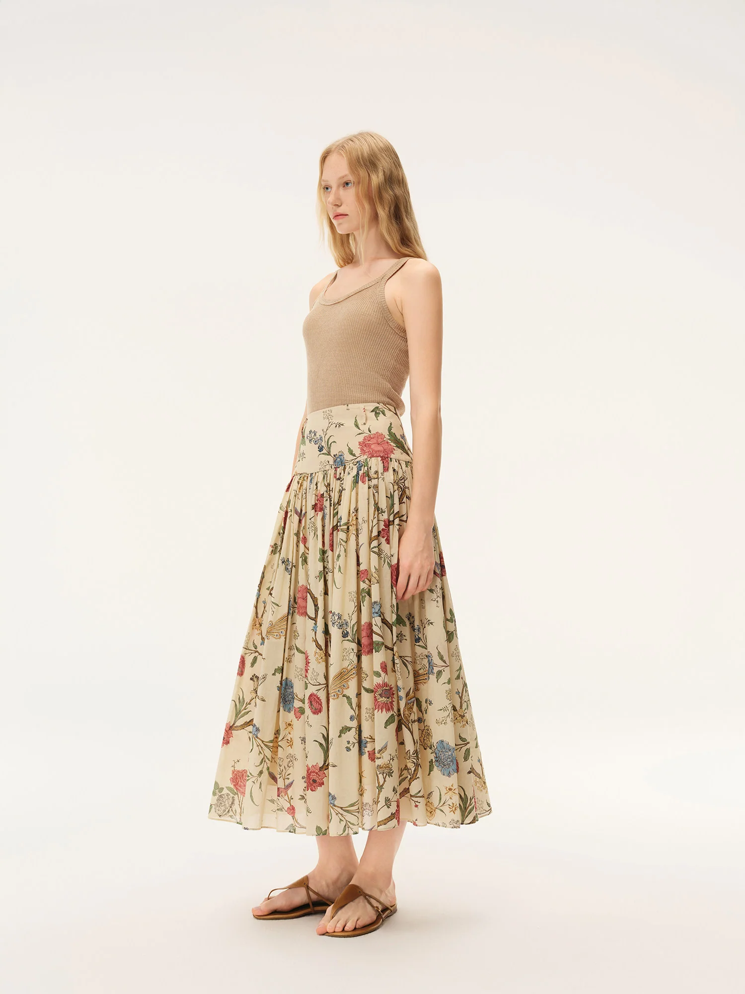 INTO THE EAST Spring/Summer 2026 Floral, Bird, and Tree Patchwork Pleated Loose-fitting Midi Skirt ITE-E1JBSSSK21024NCC-HUA Floral Pattern - Image 11