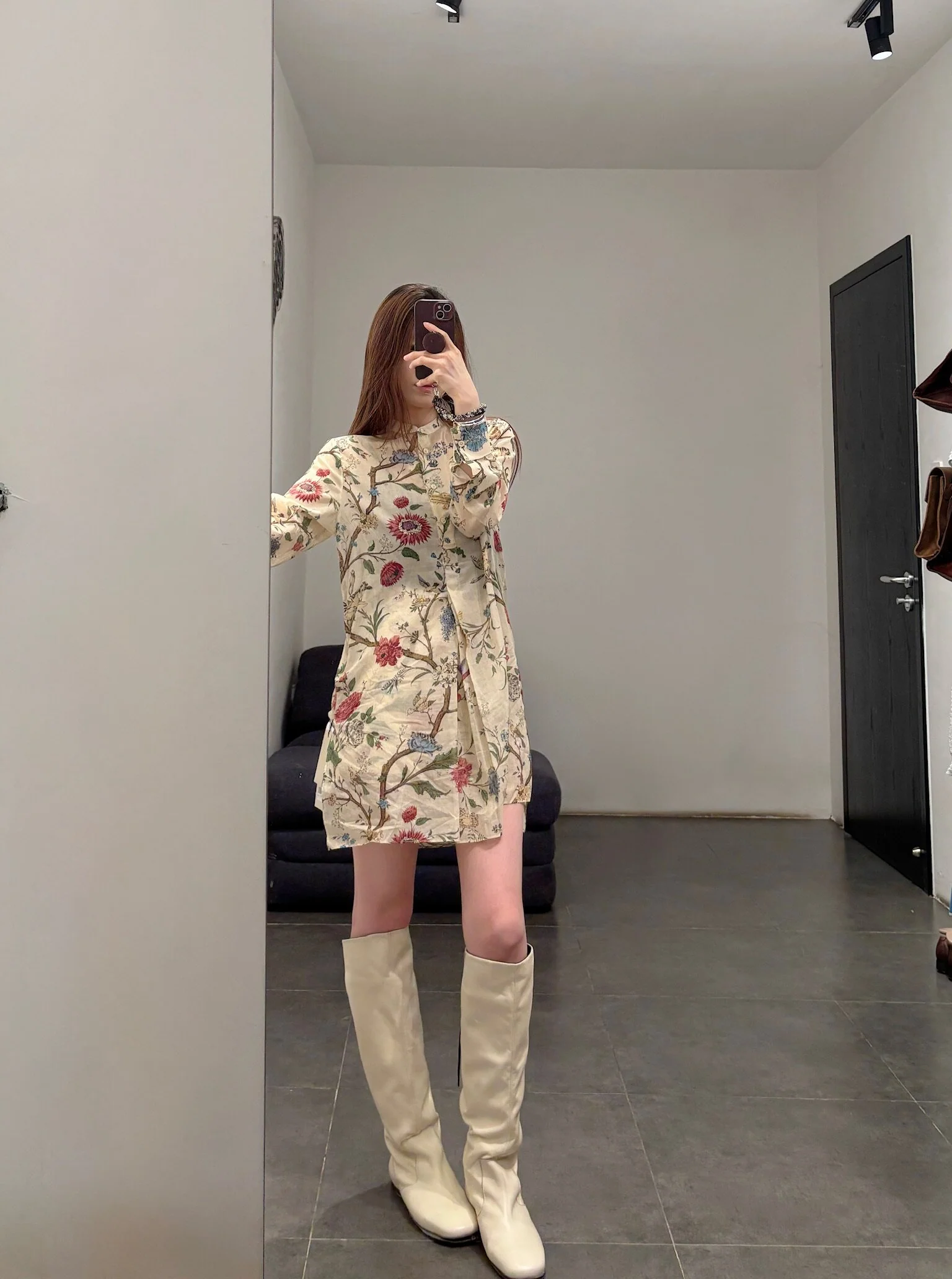 INTO THE EAST Spring/Summer 2026 Floral Bird Tree Crew Neck Top/Shirt ITE-E1JBSSTP21030-HUA Floral Pattern - Image 17