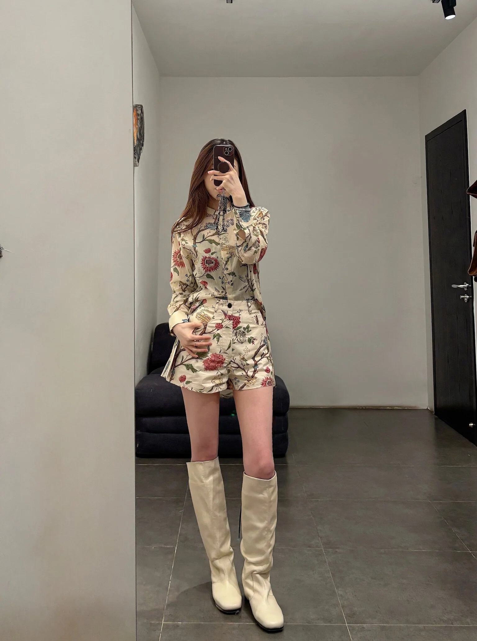 INTO THE EAST Spring/Summer 2026 Floral Bird Tree Crew Neck Top/Shirt ITE-E1JBSSTP21030-HUA Floral Pattern - Image 19