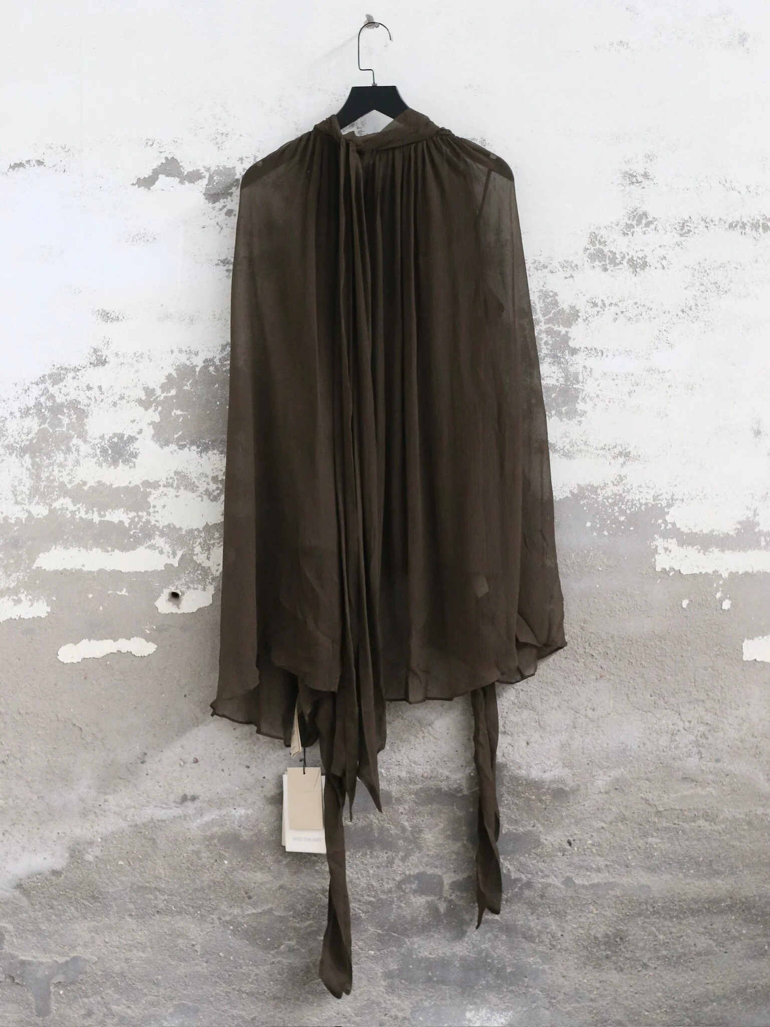 INTO THE EAST Spring/Summer 2026 High-neck batwing sleeve top/shirt ITE-E1JBSSTP20031OL-GLL Olive Green - Image 8