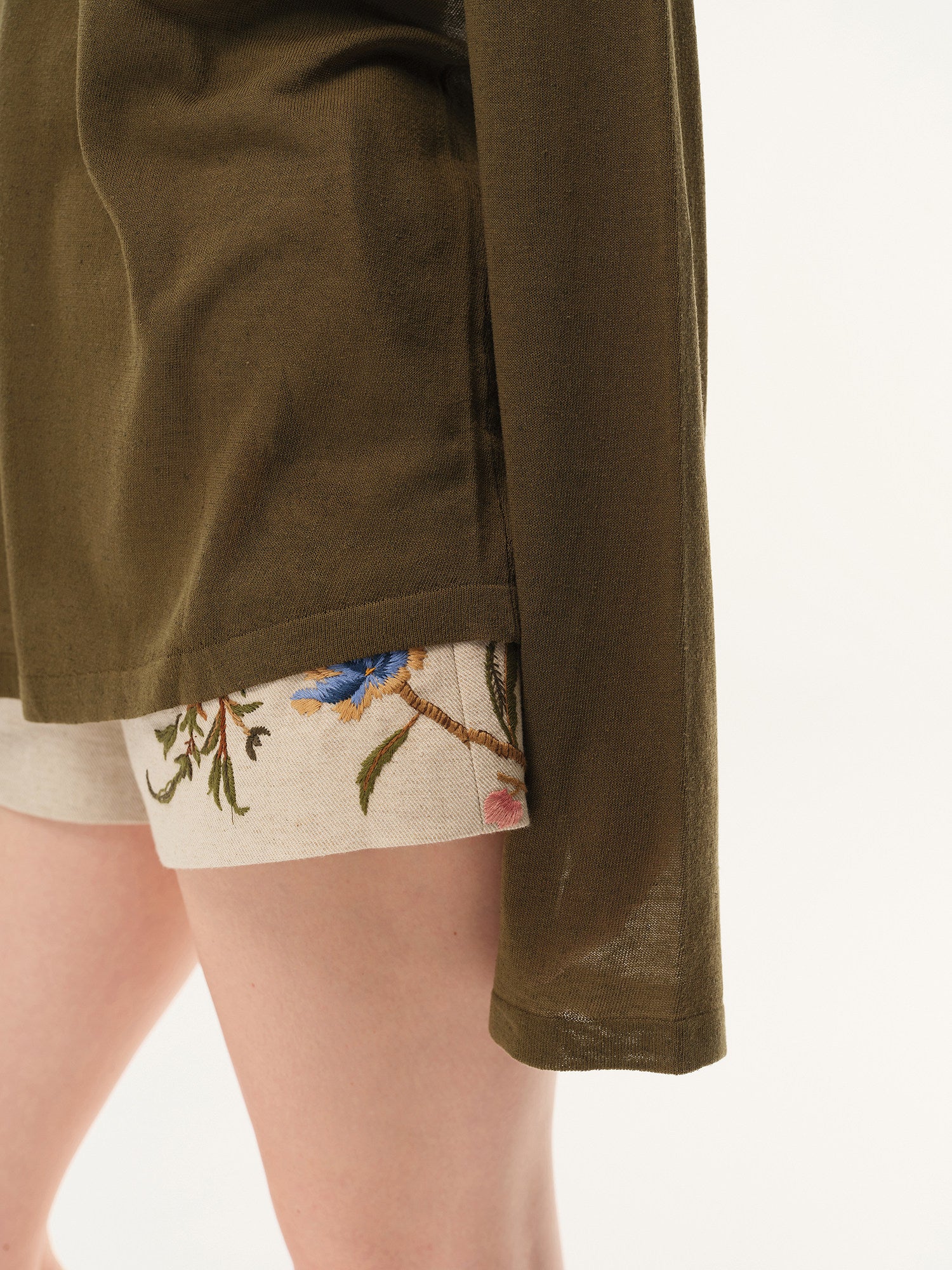 INTO THE EAST Spring/Summer 2026 Knitted Long-Sleeve T-Shirt ITE-E1JBSSKT20005GR-LV Green - Image 9