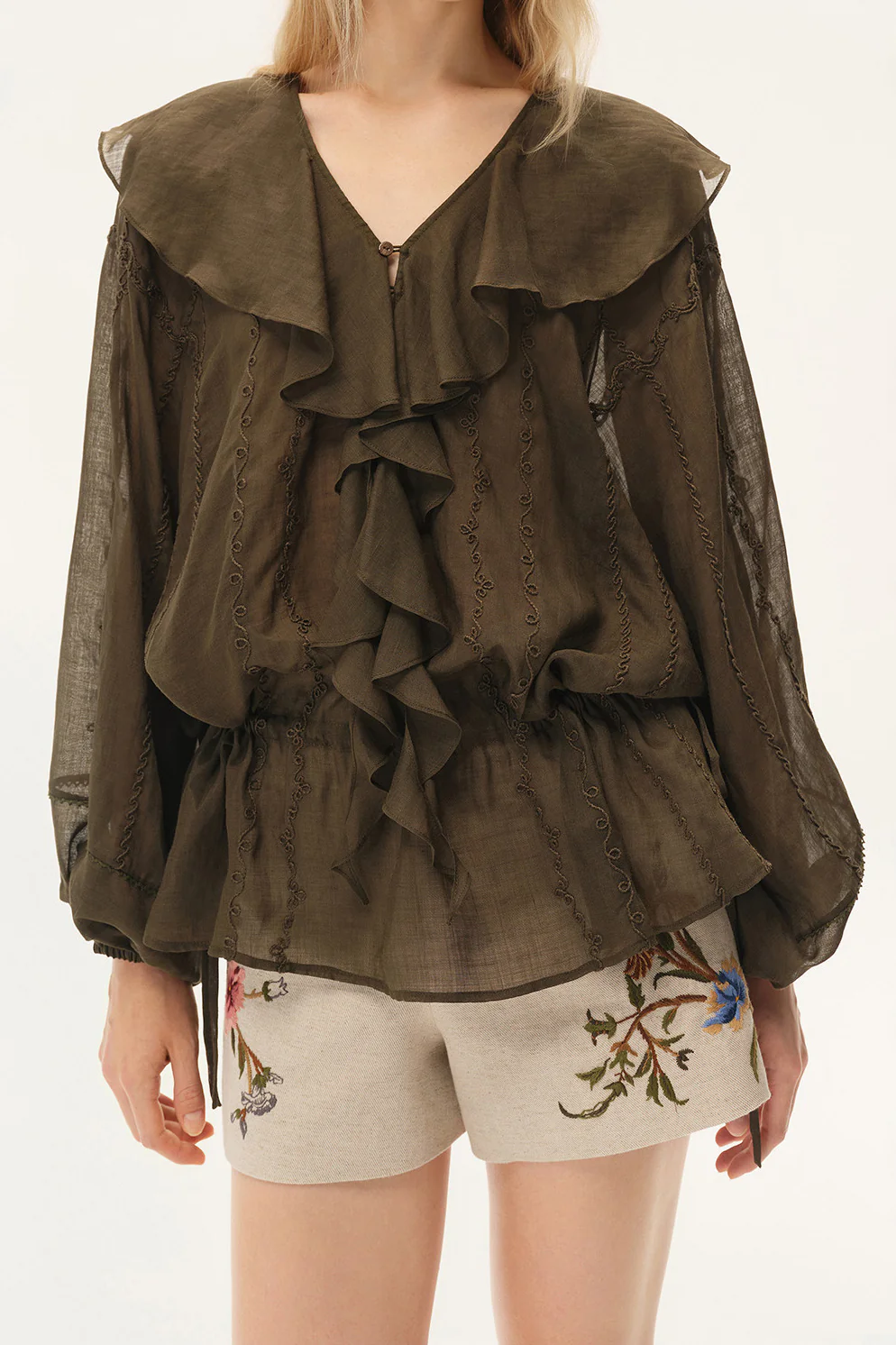 INTO THE EAST Spring/Summer 2026 Lace Collar Embroidered Top ITE-E1JBSSTP22018-GLL Olive Green