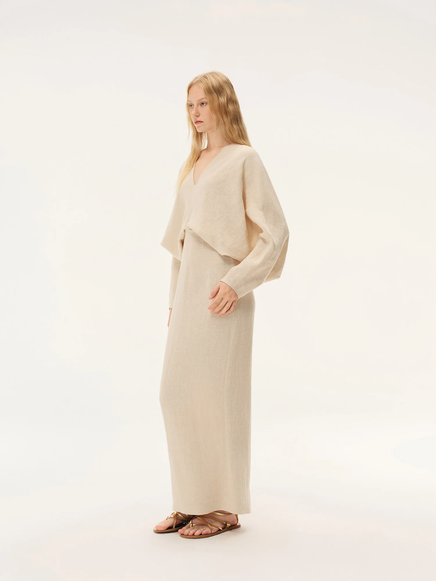 INTO THE EAST Spring/Summer 2026 Linen Waist-Definition Pleated Dress ITE-E1JBSSDS20009BGE-MB Off-White - Image 5
