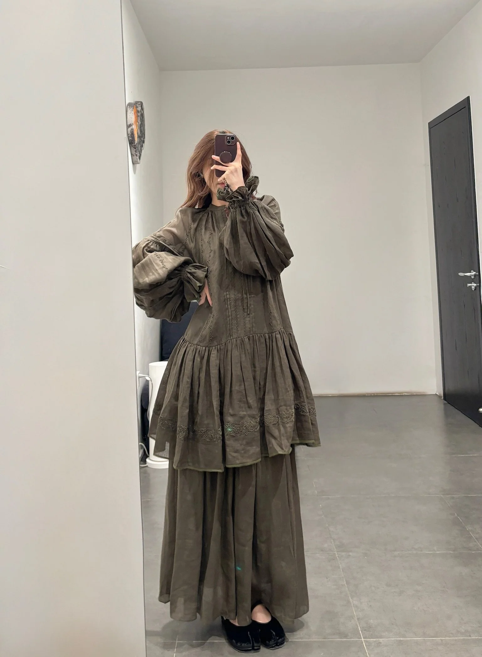 INTO THE EAST Spring/Summer 2026 Olive Green Puff Sleeve Embroidered Dress ITE-E1JBSSDS22013OL-GLL Olive Green - Image 17