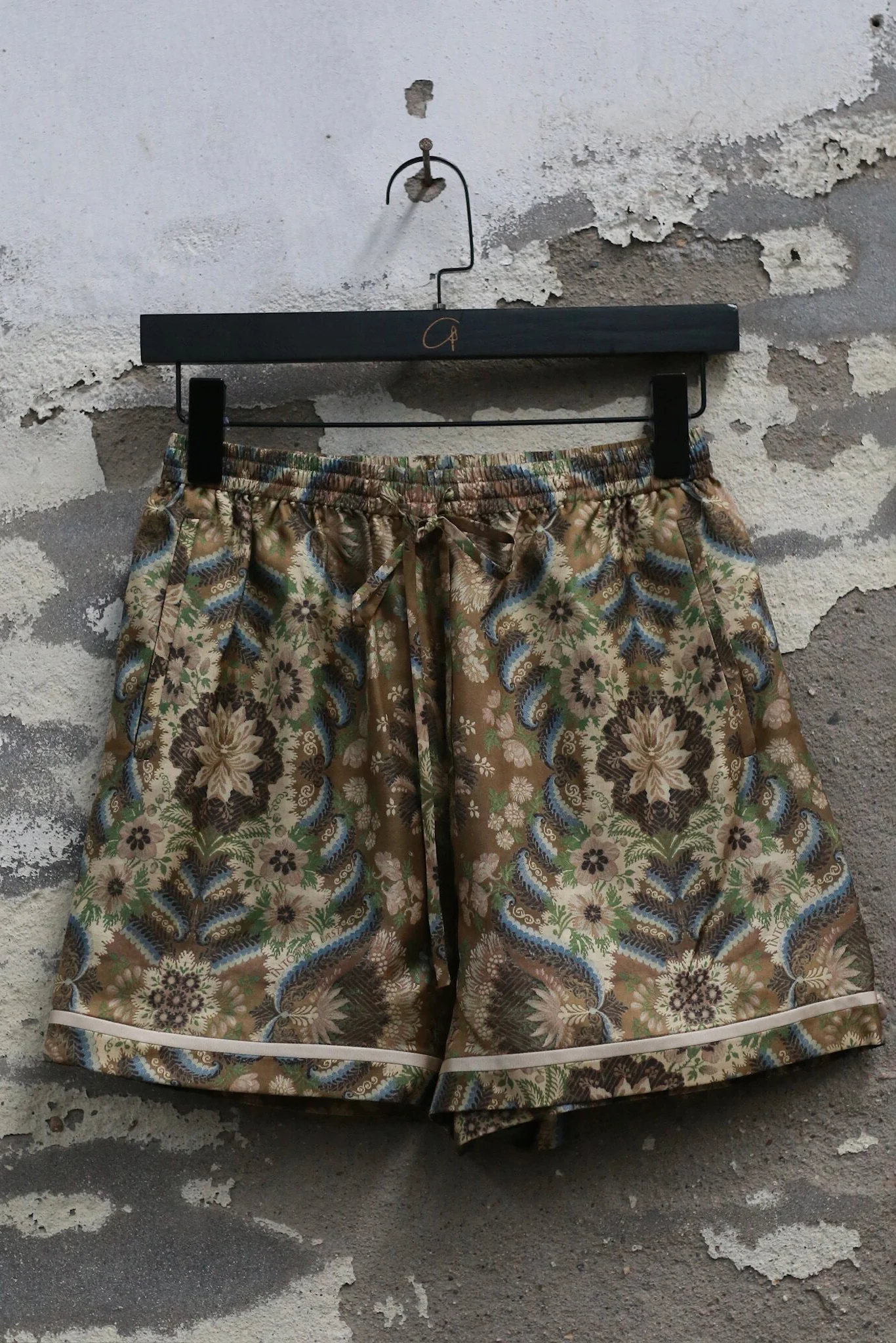 INTO THE EAST Spring/Summer 2026 Palm Floral Elastic Waist Casual Shorts ITE-E1JBSSPT21021-HUA Floral Pattern - Image 2