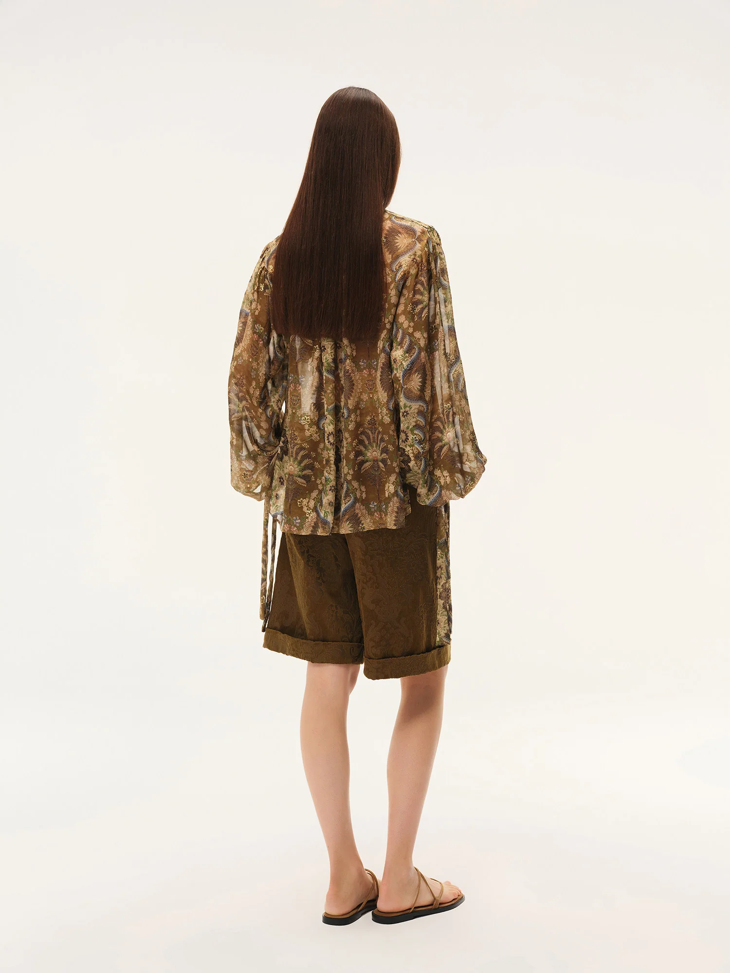INTO THE EAST Spring/Summer 2026: Palm Scroll Pleated Ribbon Top / Patchwork Lace Skirt ITE-E1JBSSTP21012-HUA Top - Image 14