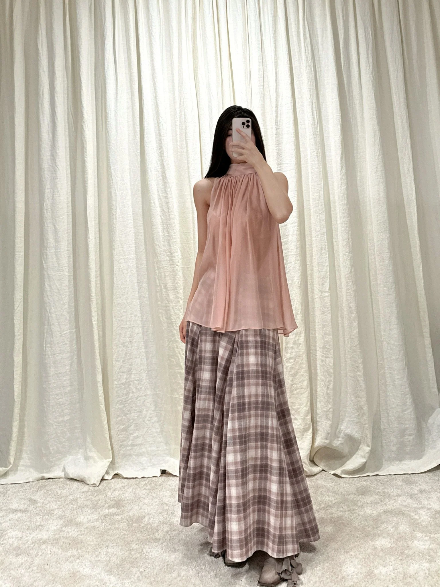 INTO THE EAST Spring/Summer 2026 Sleeveless Top with Flowing Ribbons and Pleats ITE-E1JBSSTP20005PK-FEN Pink - Image 9