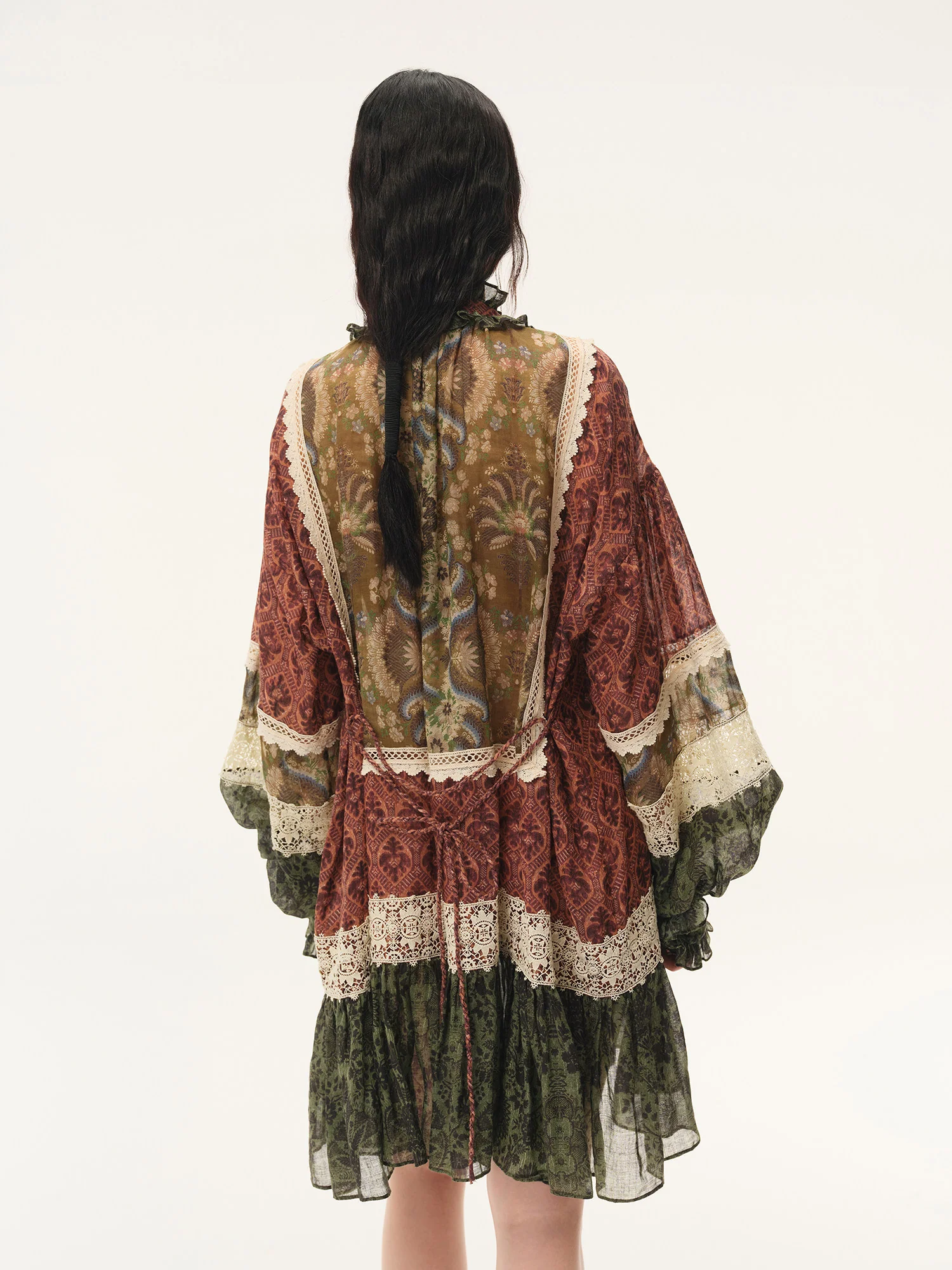 INTO THE EAST Spring/Summer 2026 Square Floral Ruffle Collar Lace Dress ITE-E1JBSSDS21020NCC-HUA Floral Pattern - Image 3