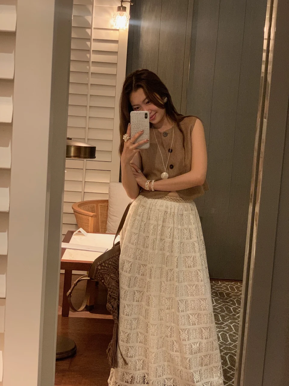 INTO THE EAST Waist color matching water-soluble flower skirt ITE-E1DGSS017WT20SK-BAI White - Image 12