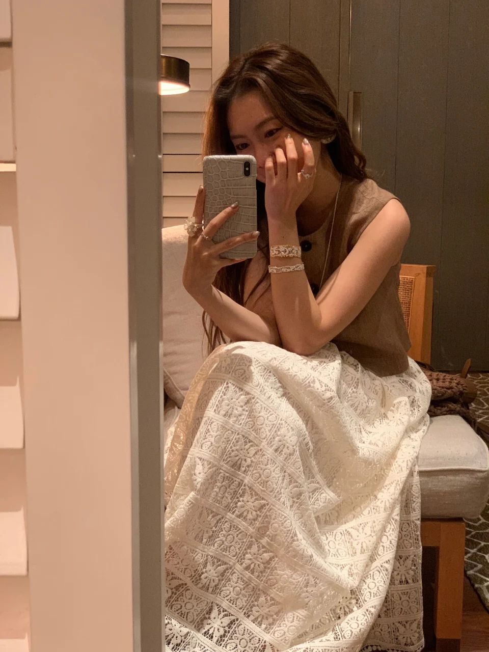 INTO THE EAST Waist color matching water-soluble flower skirt ITE-E1DGSS017WT20SK-BAI White - Image 16