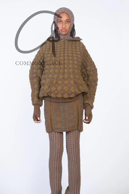 ISA BOULDER illusion quilted hoodie 22SW09 SWAMP - Image 11