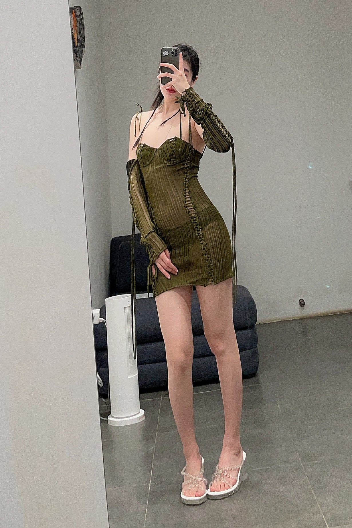 ISA BOULDER Sleeveless Stretch Bra 22DR07A MILITARY Army Green - Image 25