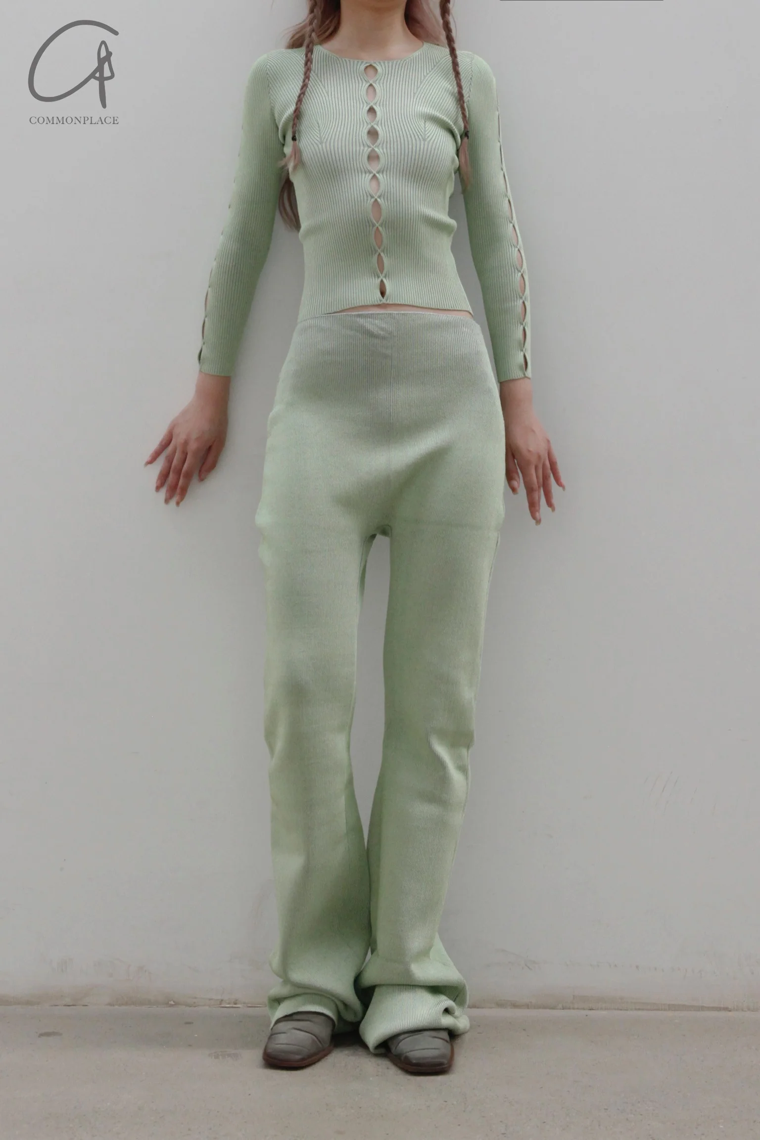 ISA BOULDER Slit Long Sleeve Top IB-SS22K4-CAOLV - Image 4