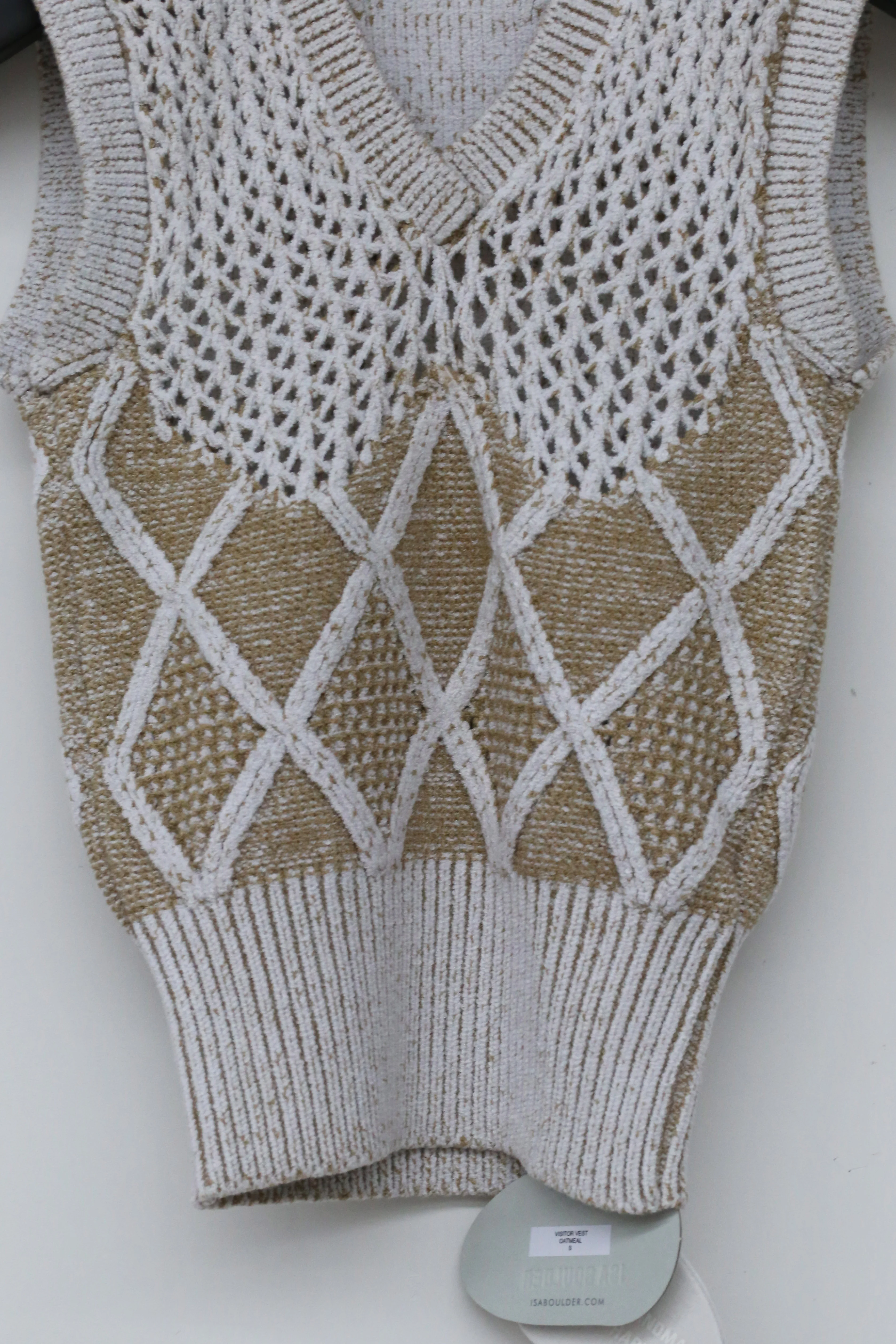 ISA Boulder  Visitor Vest Oatmeal - Image 3