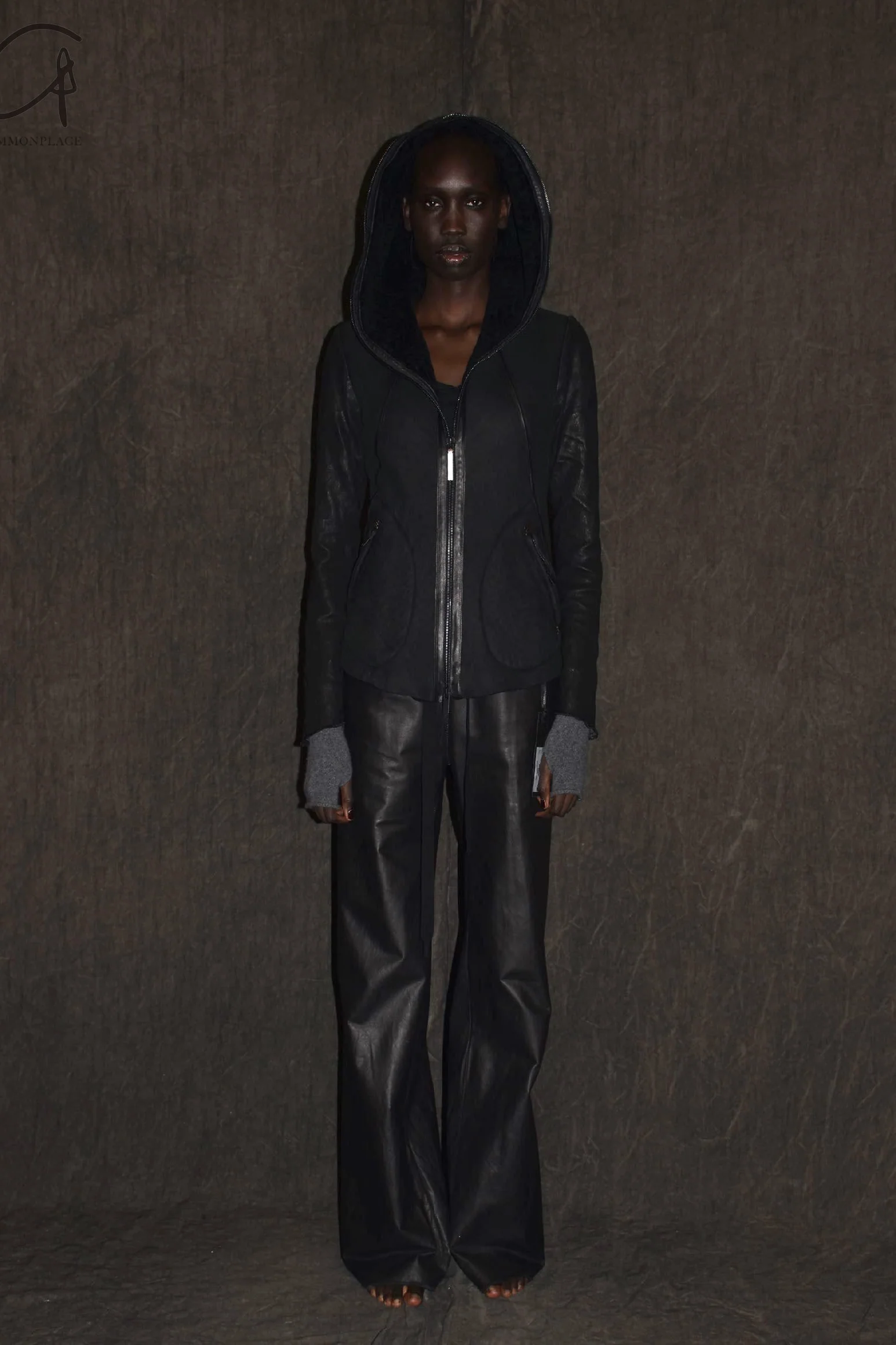 isaac sellam Black Lambskin Fleece-Lined Hooded Jacket IS-REVEUSE-STRAK H24-HEI Black - Image 6