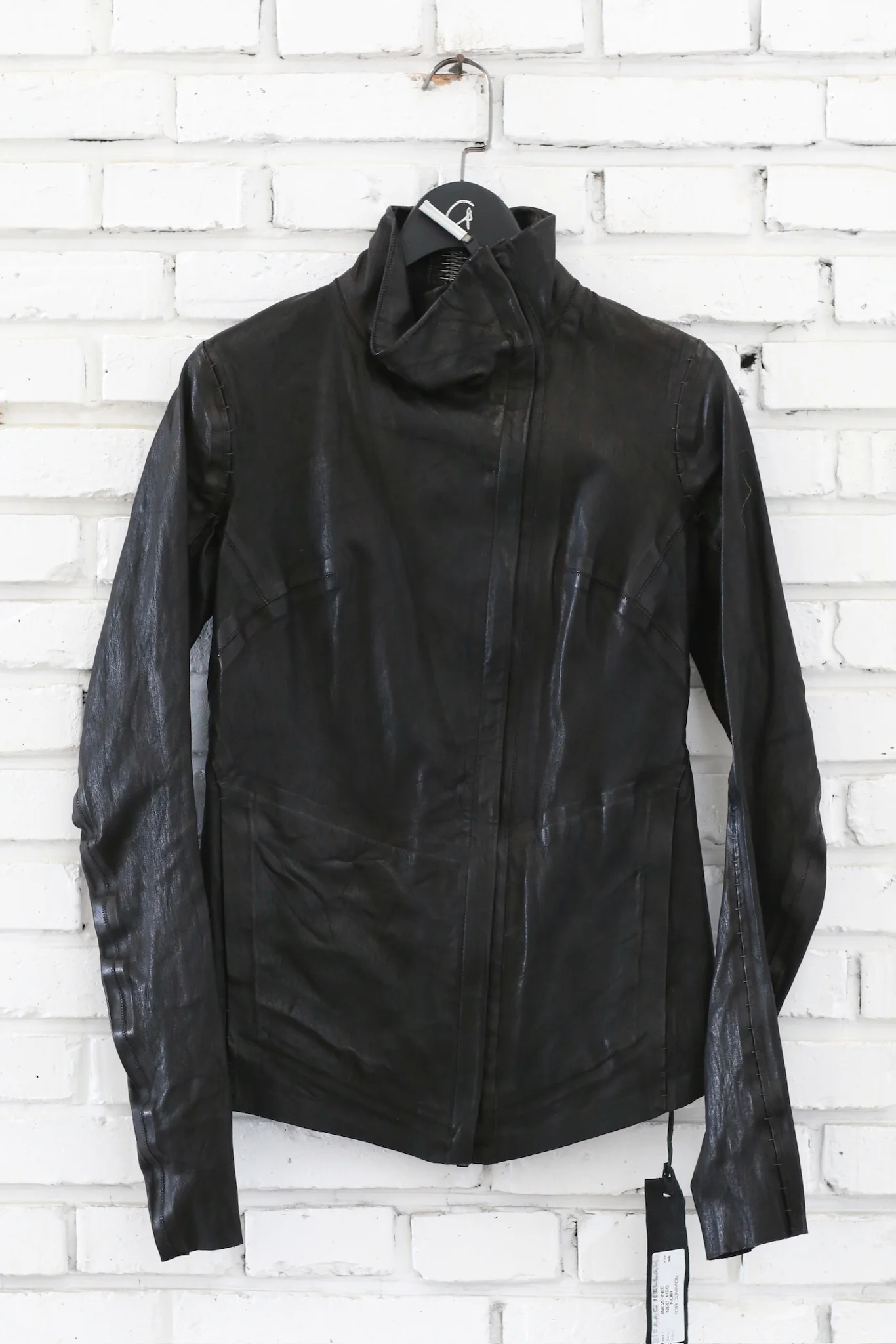 isaac sellam Fall/Winter 2025 High-Neck Asymmetrical Short Jacket, Lambskin, France IS-INCARNÉE-NEO H26-NOIR