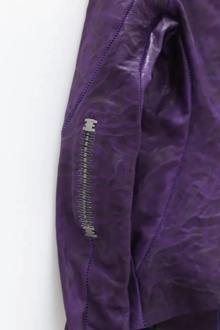 isaac sellam purple sheepskin leather jacket PRUDENTE CRASSE POUILLE PURPLE RAIN PIS1 - Image 4