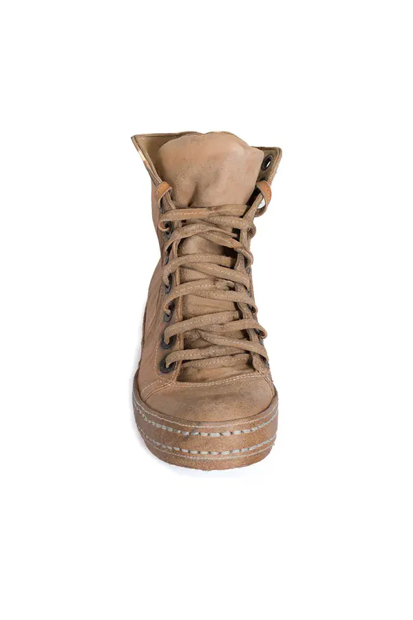 James Kearns (white tread, horse leather shoes) 9Hole LB - Image 4