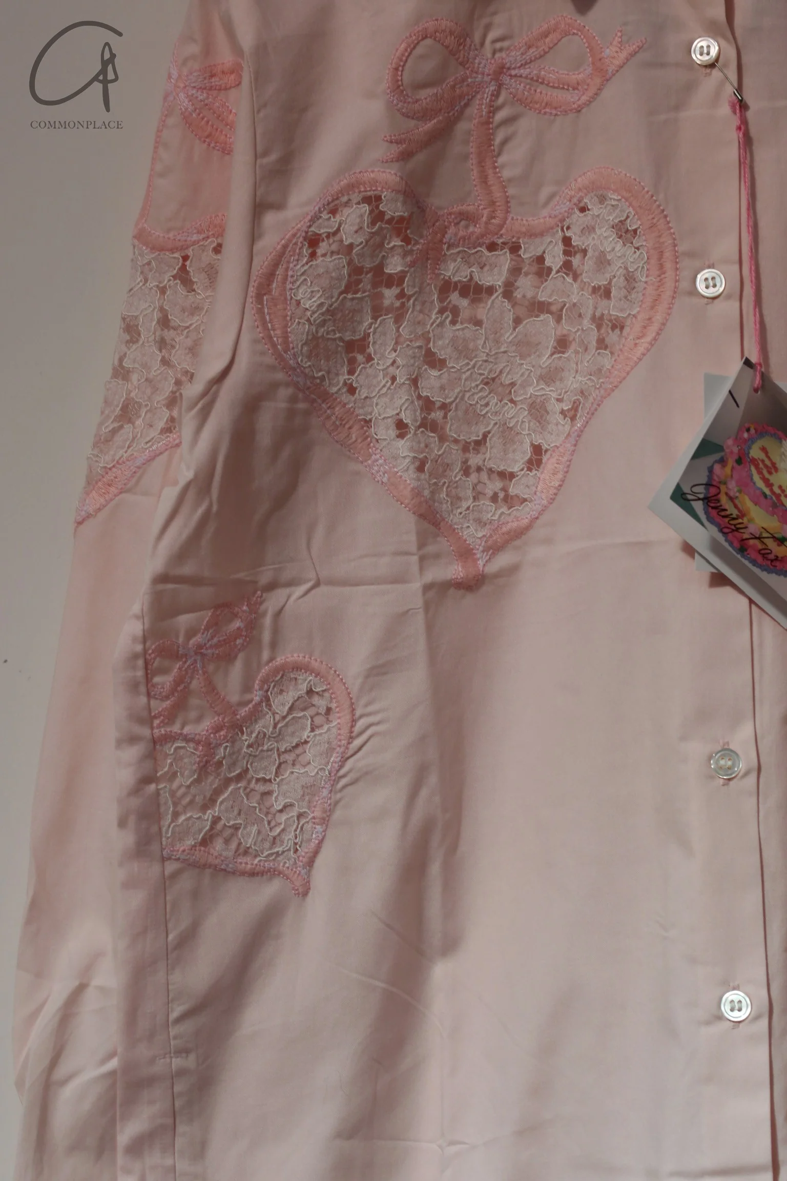 Jennyfax heart-shaped lace shirt JFAW21B02 - Image 4
