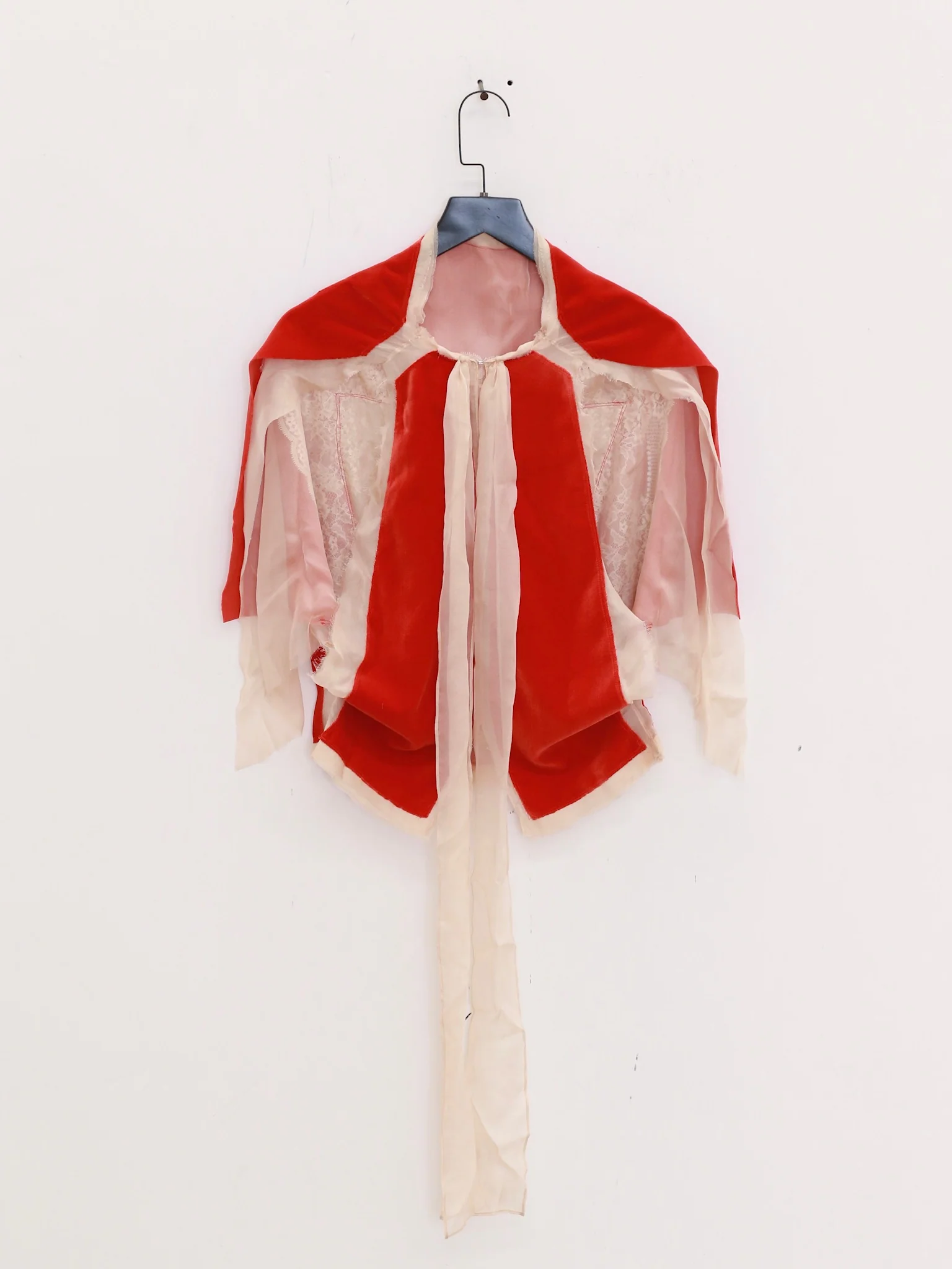 Joyce Bao 25 Spring/Summer Iris Top JB-JB00-01001-HONG Red - Image 5