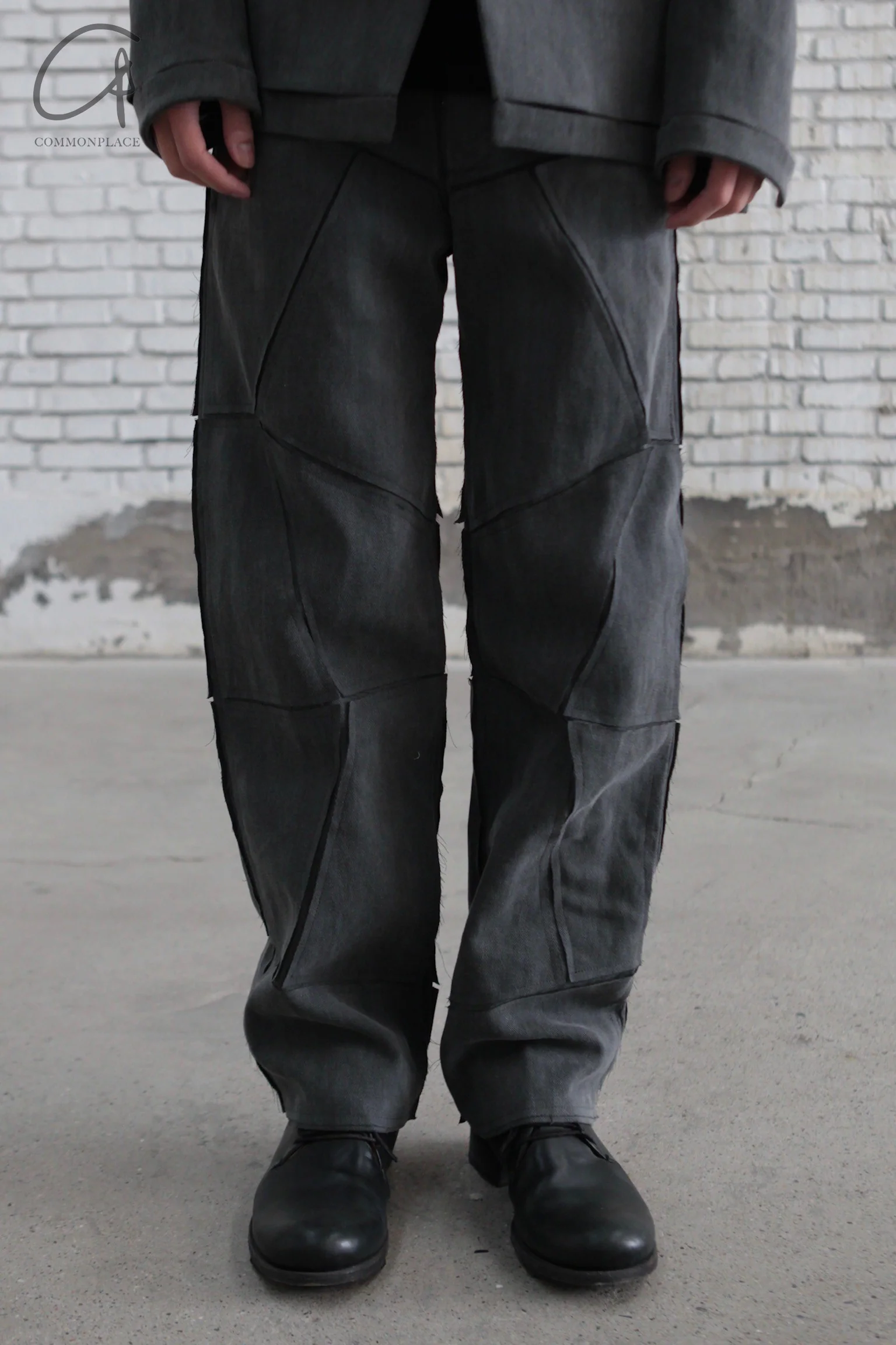 K`ANG 24 Autumn and Winter Unisex Pleated Waist Applique Wide-Sized Pants KANG-MW/P-012-SAP-OFF BLACK OFF BLACK - Image 8