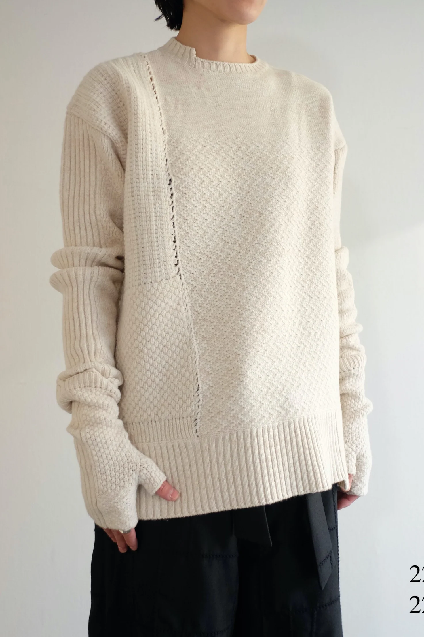 KLASICA sweater 22C-69OP natural color PK1000 - Image 3