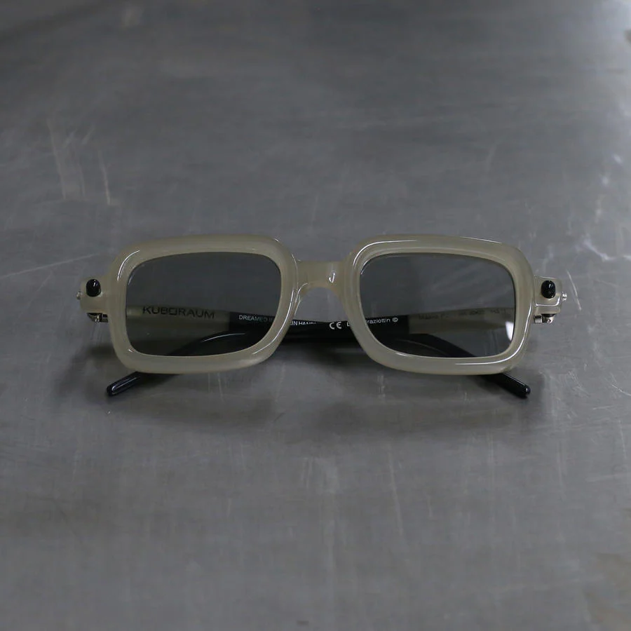 kuboraum glasses P2 AR 50-22 PK2