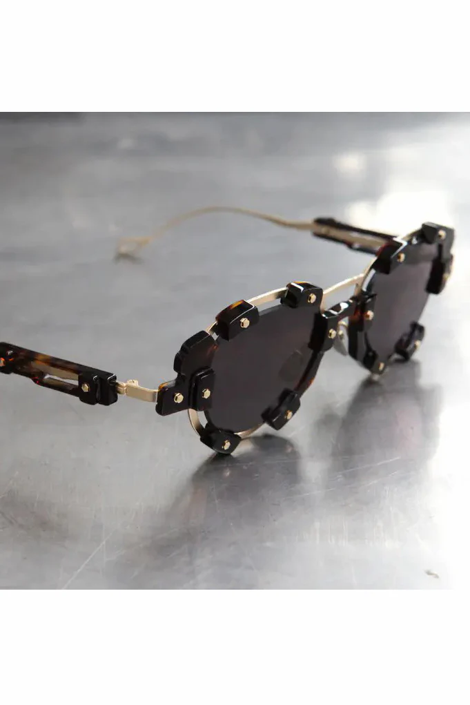 kuboraum sunglasses V2 45-24 TG 2gray - Image 7